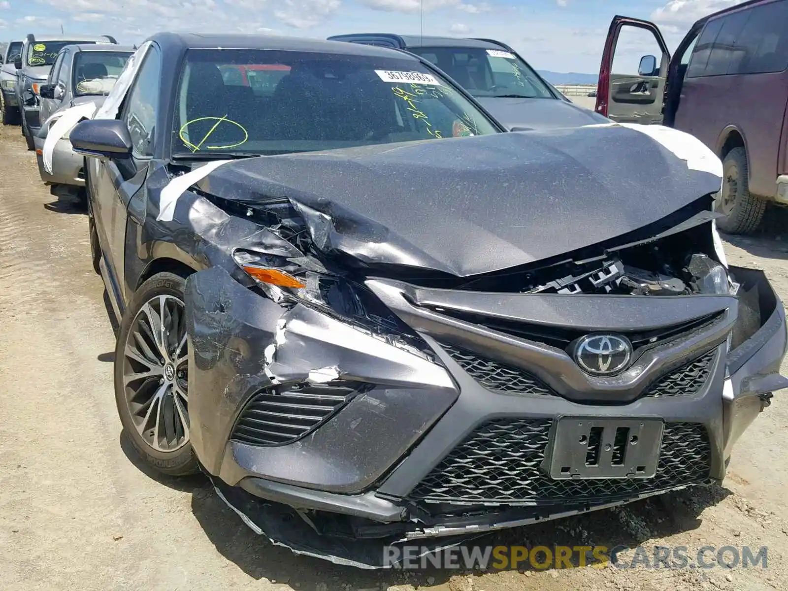 1 Photograph of a damaged car 4T1B11HK9KU714024 TOYOTA CAMRY 2019