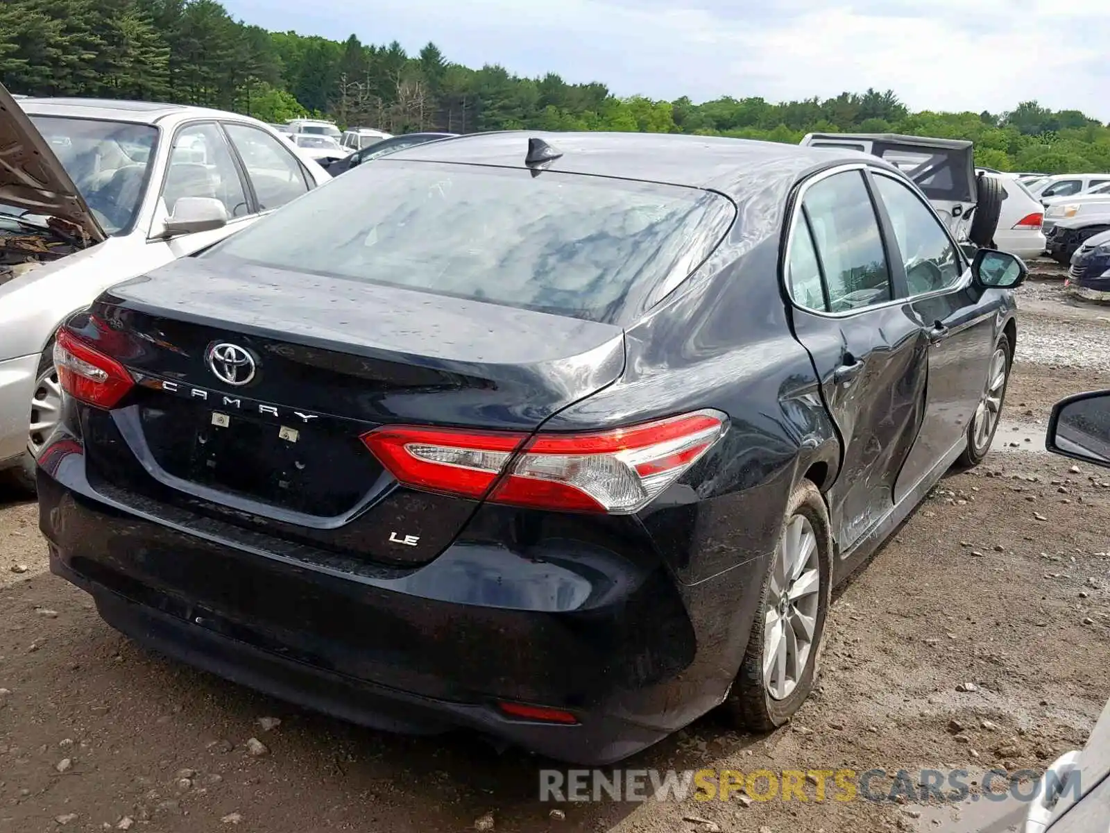 4 Photograph of a damaged car 4T1B11HK9KU714606 TOYOTA CAMRY 2019