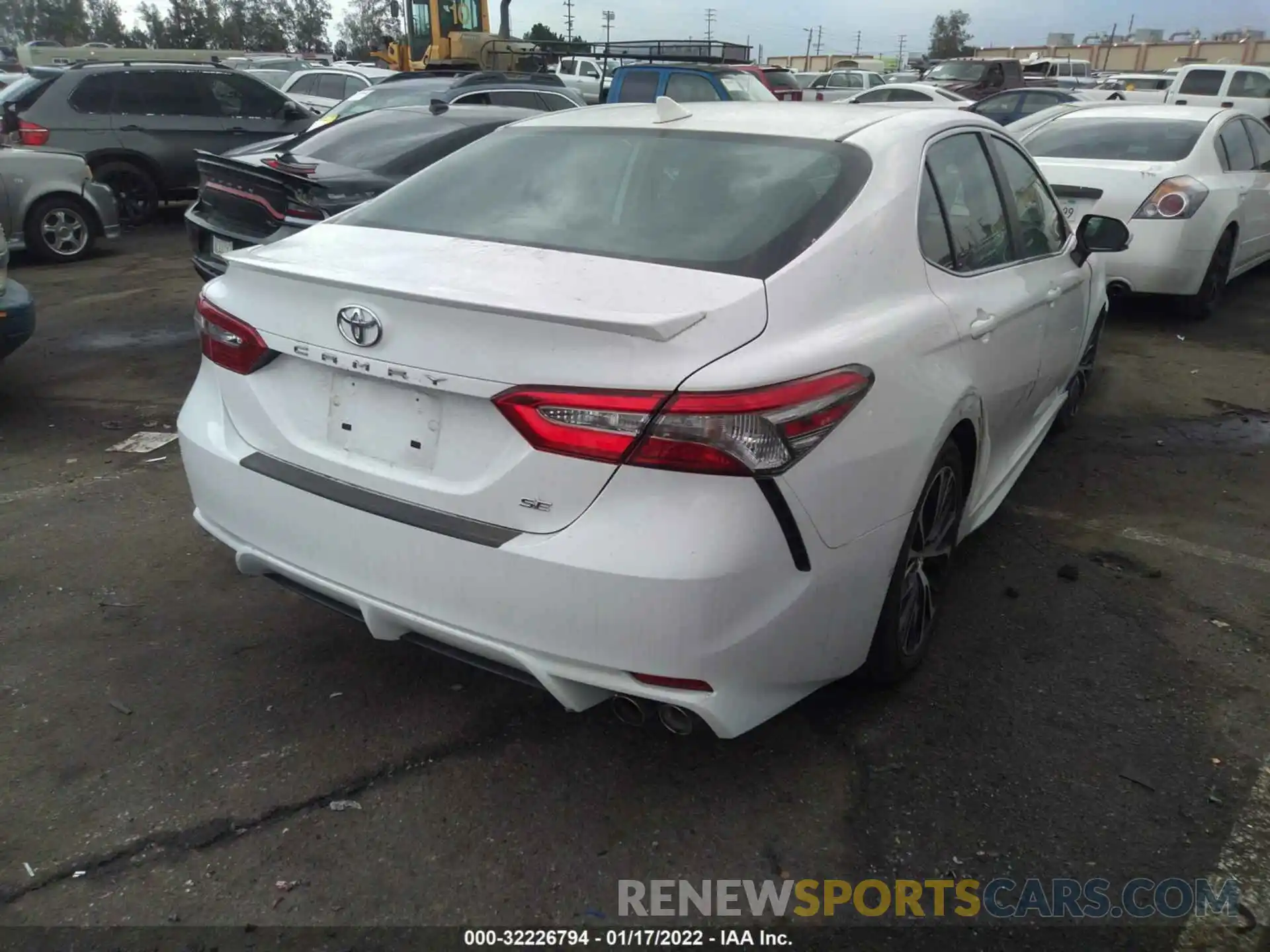 4 Photograph of a damaged car 4T1B11HK9KU714802 TOYOTA CAMRY 2019