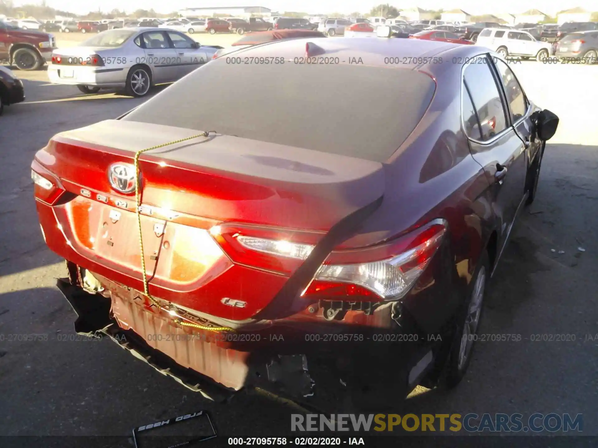 4 Photograph of a damaged car 4T1B11HK9KU715030 TOYOTA CAMRY 2019