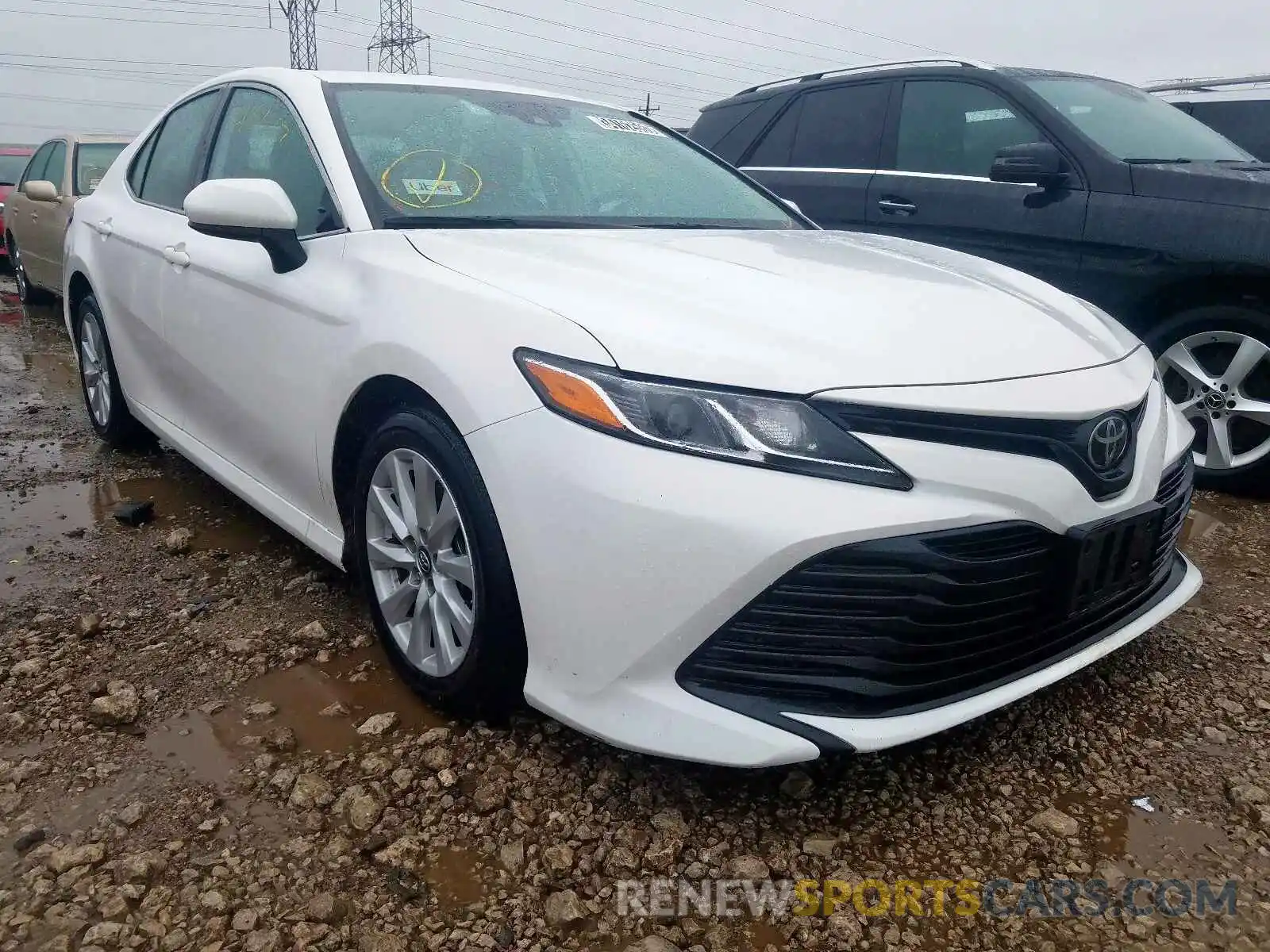 1 Photograph of a damaged car 4T1B11HK9KU716565 TOYOTA CAMRY 2019