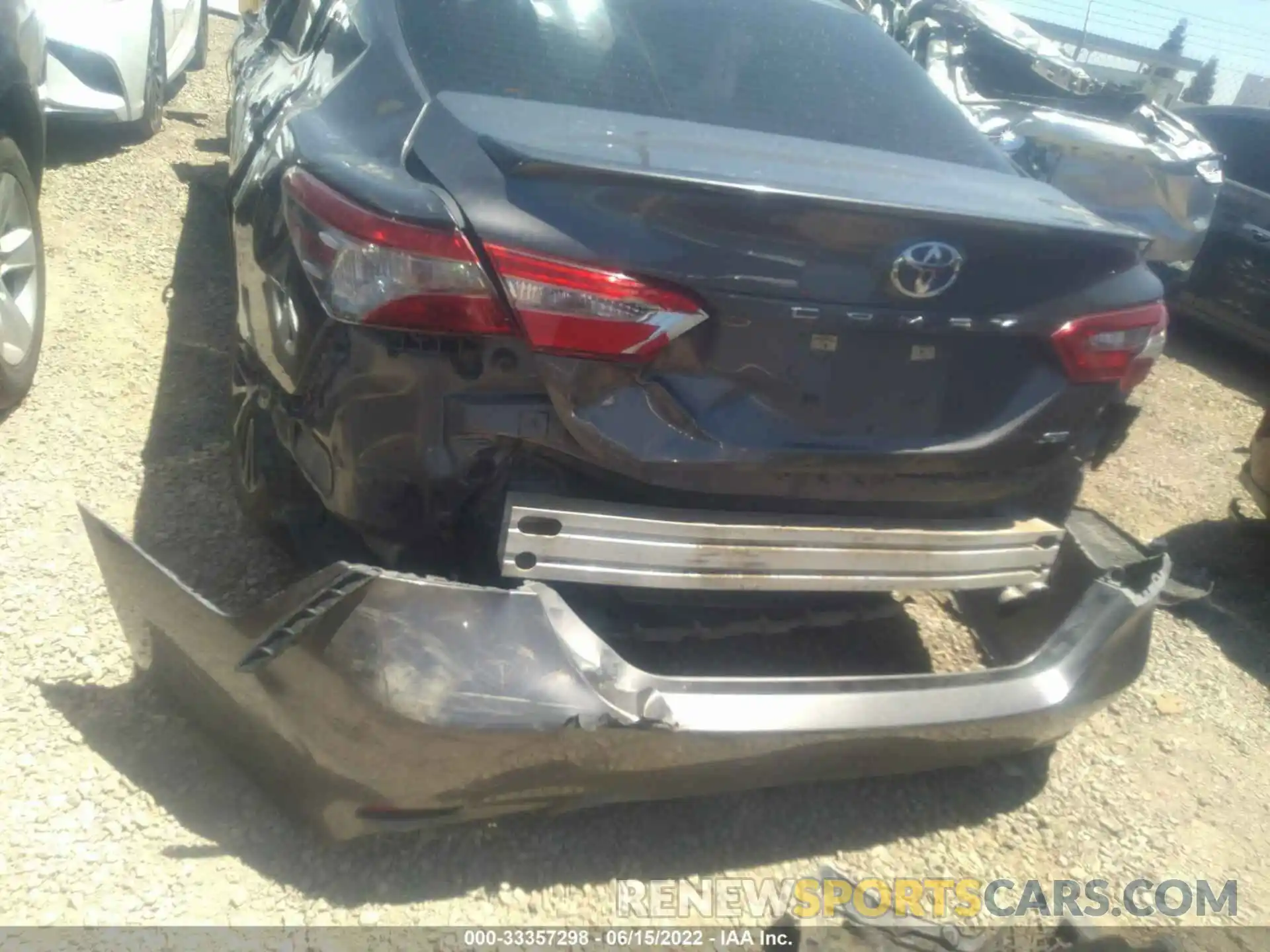 12 Photograph of a damaged car 4T1B11HK9KU717067 TOYOTA CAMRY 2019