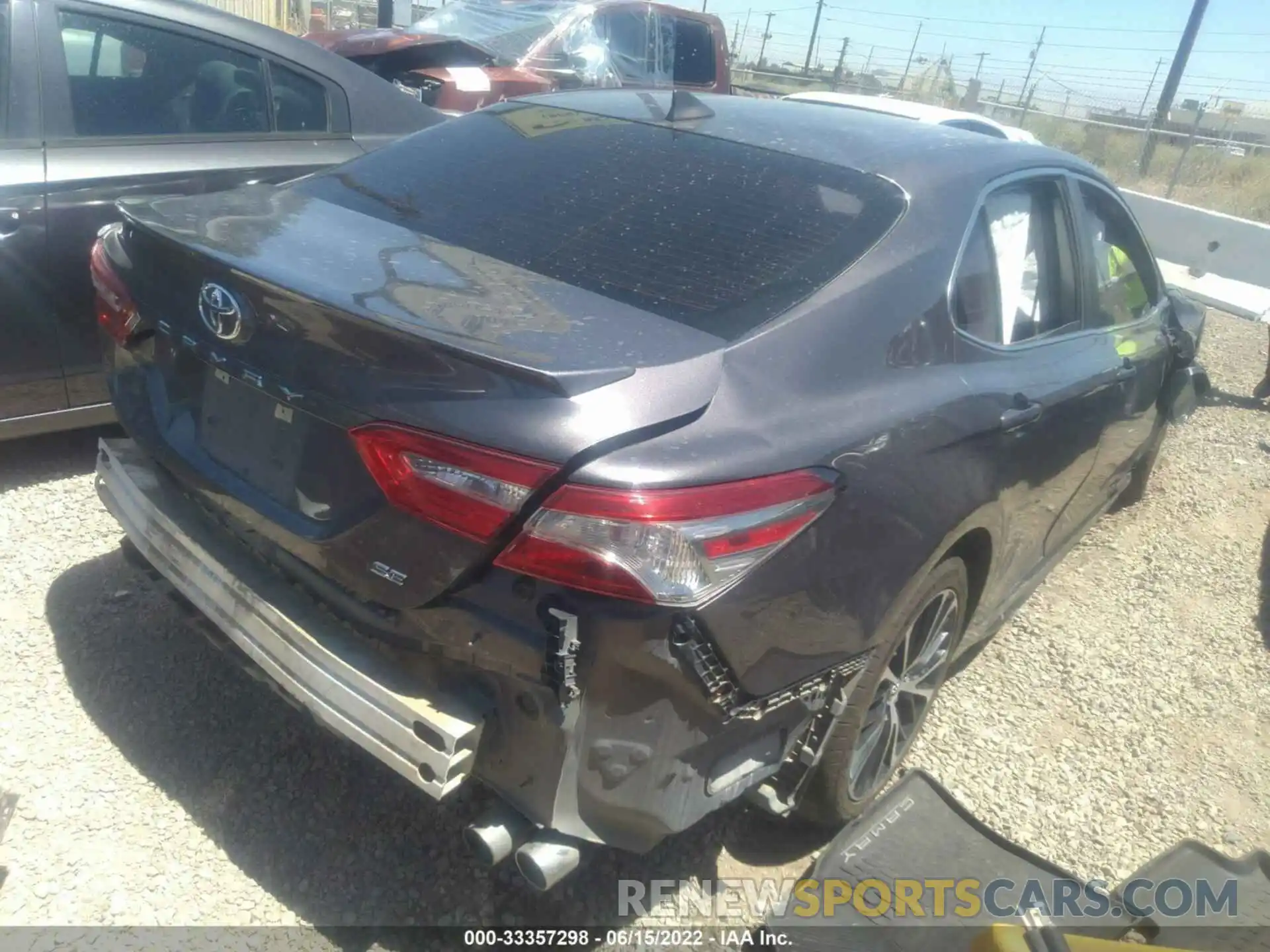 4 Photograph of a damaged car 4T1B11HK9KU717067 TOYOTA CAMRY 2019