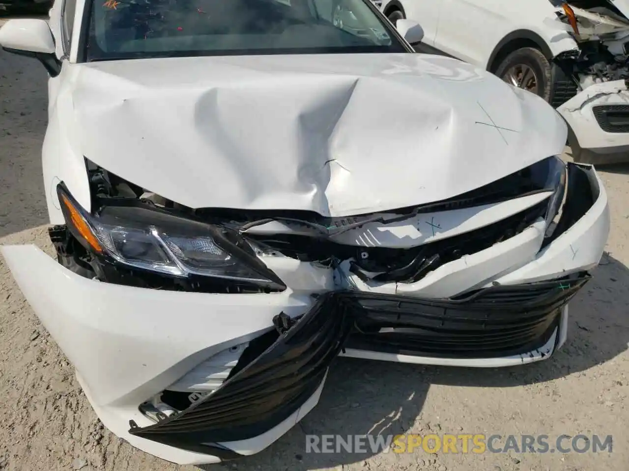 9 Photograph of a damaged car 4T1B11HK9KU717070 TOYOTA CAMRY 2019