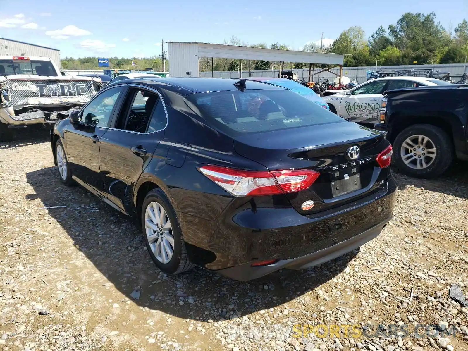 3 Photograph of a damaged car 4T1B11HK9KU717571 TOYOTA CAMRY 2019