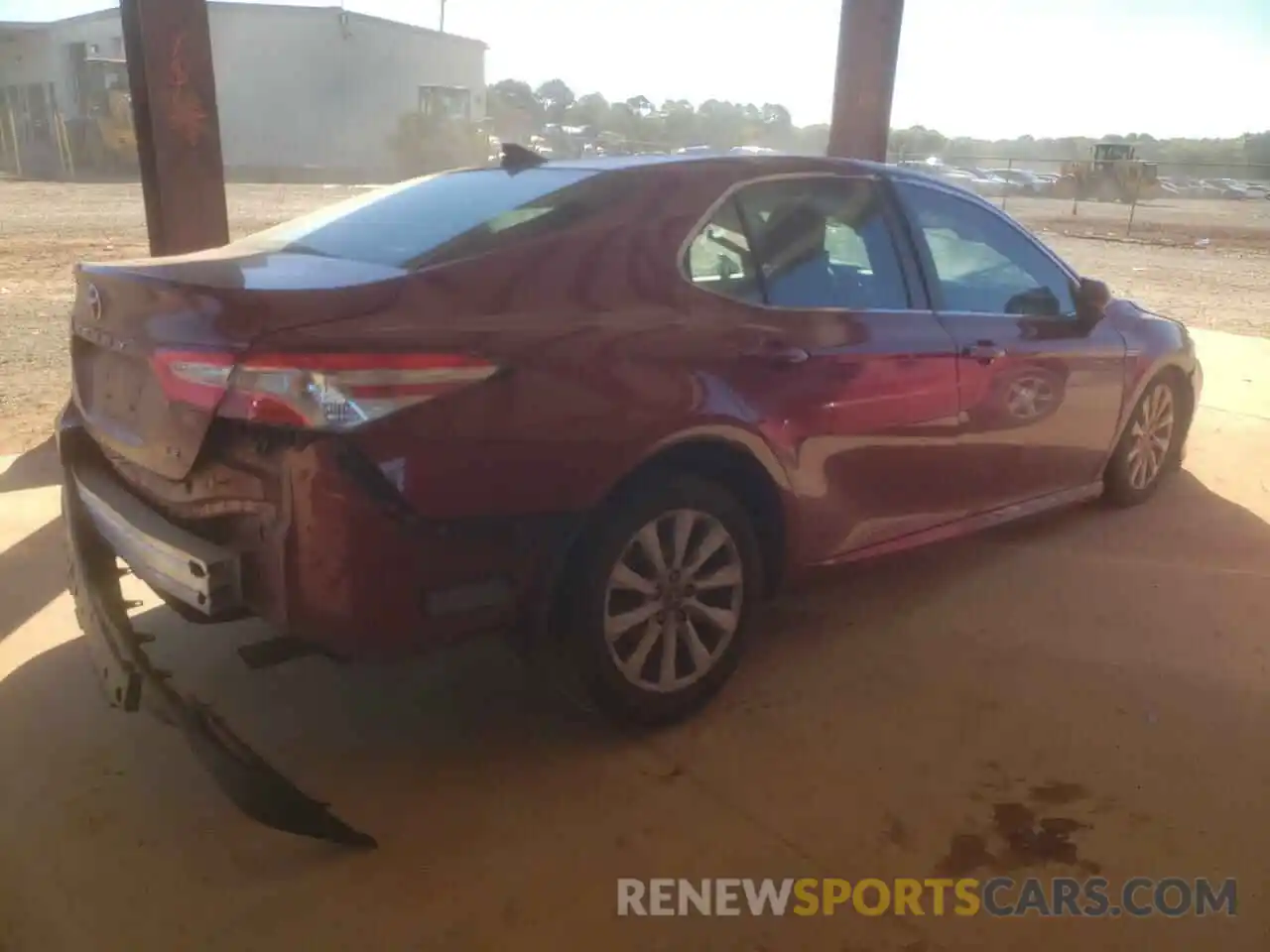 4 Photograph of a damaged car 4T1B11HK9KU718056 TOYOTA CAMRY 2019