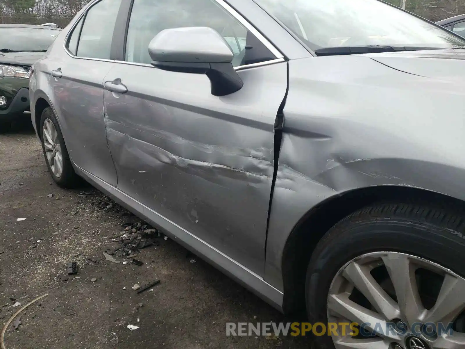 9 Photograph of a damaged car 4T1B11HK9KU718543 TOYOTA CAMRY 2019