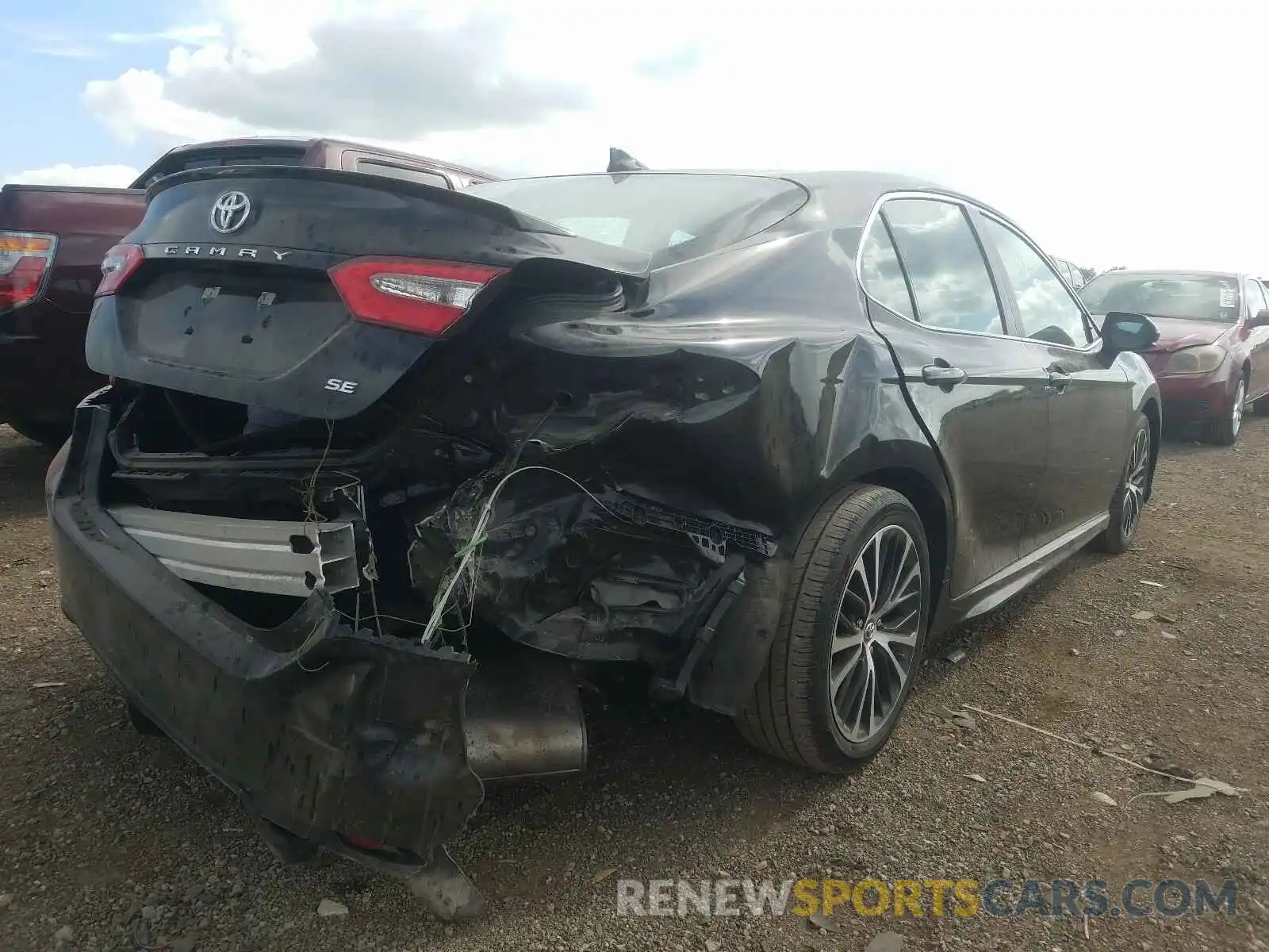 4 Photograph of a damaged car 4T1B11HK9KU720079 TOYOTA CAMRY 2019