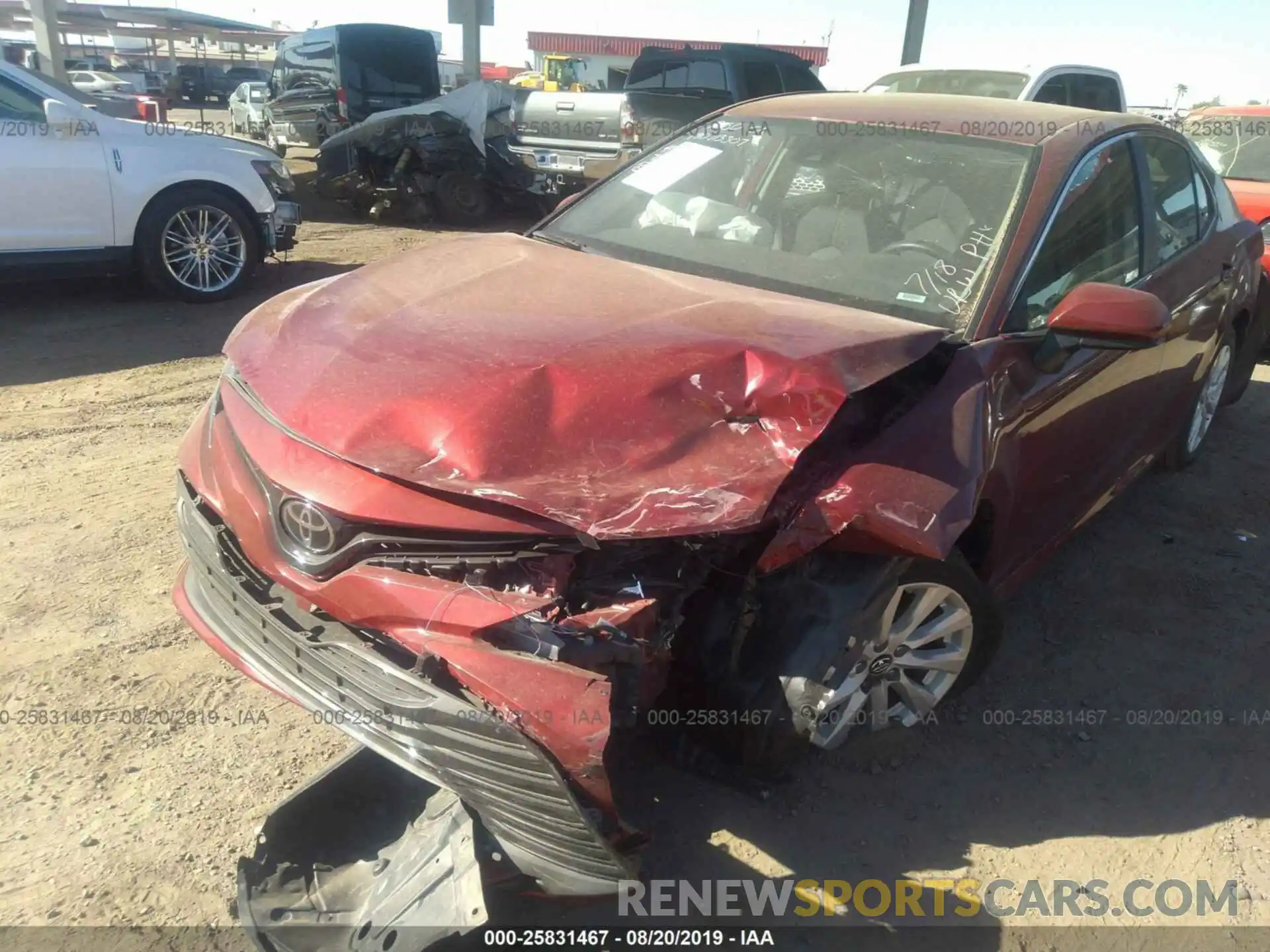 6 Photograph of a damaged car 4T1B11HK9KU720566 TOYOTA CAMRY 2019