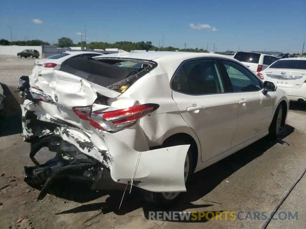 4 Photograph of a damaged car 4T1B11HK9KU722382 TOYOTA CAMRY 2019