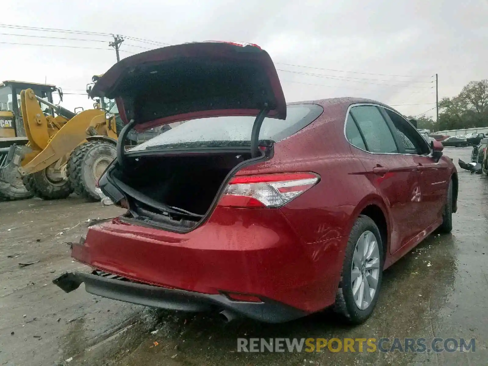 4 Photograph of a damaged car 4T1B11HK9KU722589 TOYOTA CAMRY 2019