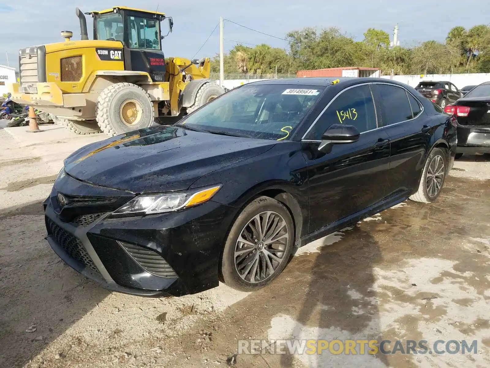 2 Photograph of a damaged car 4T1B11HK9KU722947 TOYOTA CAMRY 2019