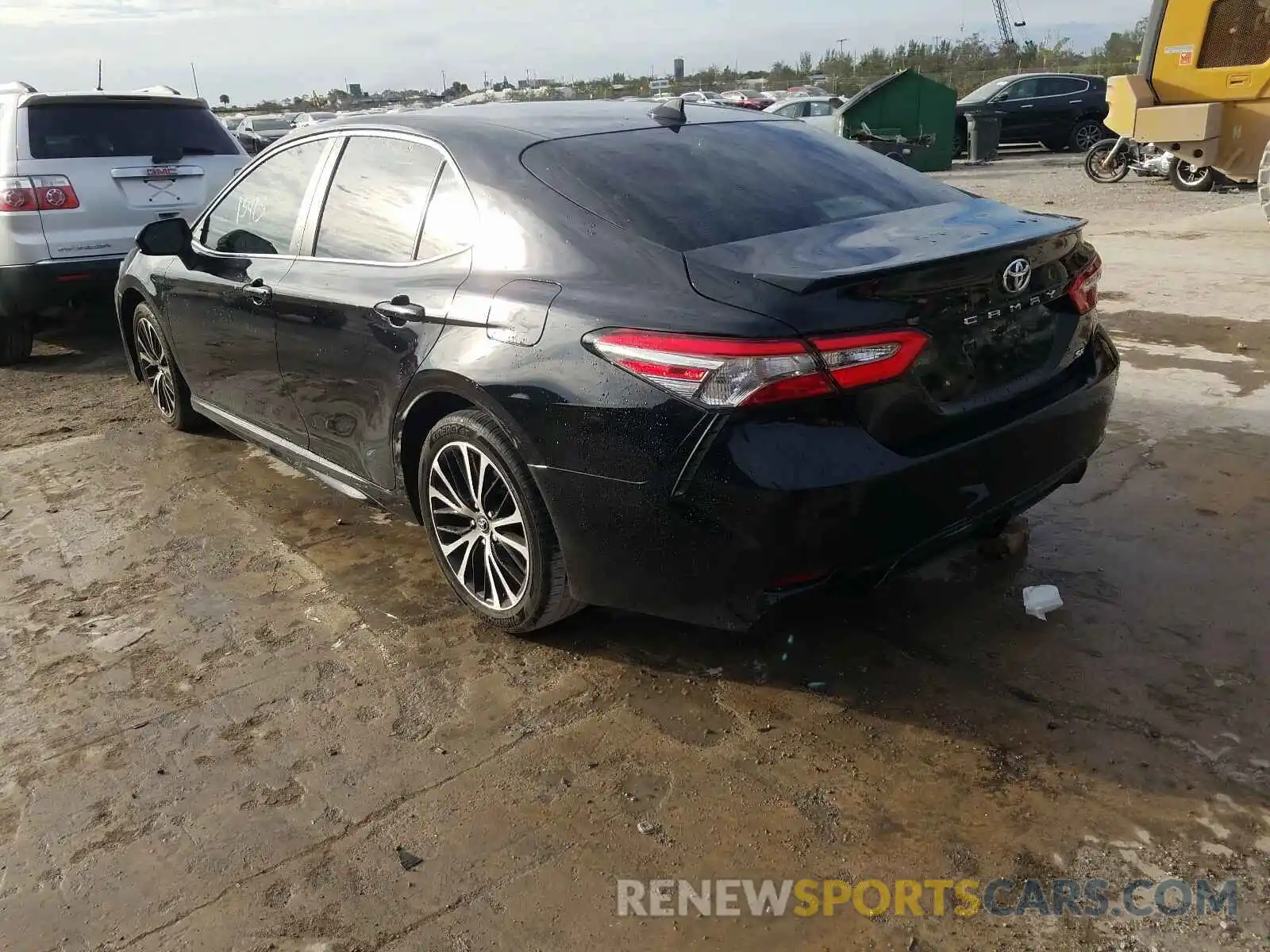 3 Photograph of a damaged car 4T1B11HK9KU722947 TOYOTA CAMRY 2019