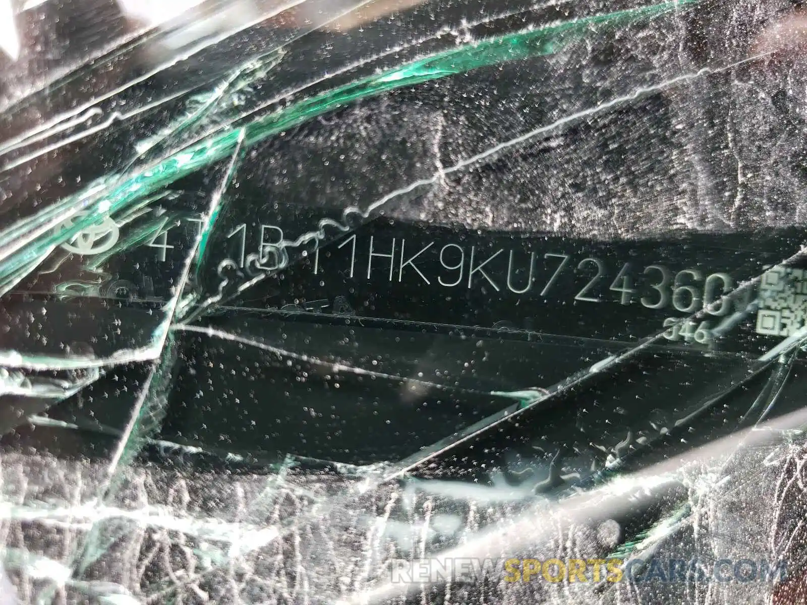 10 Photograph of a damaged car 4T1B11HK9KU724360 TOYOTA CAMRY 2019