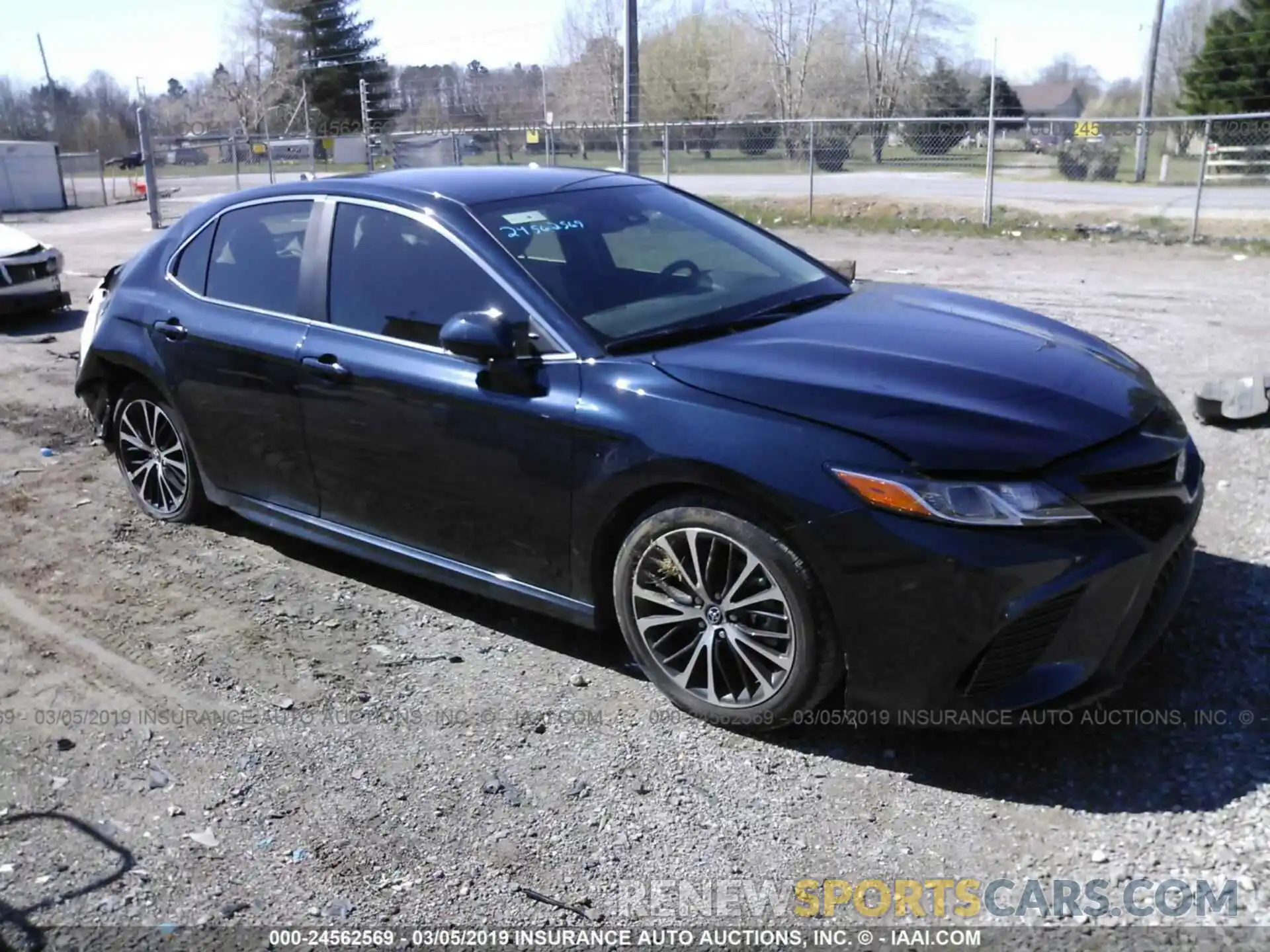 1 Photograph of a damaged car 4T1B11HK9KU725976 TOYOTA CAMRY 2019