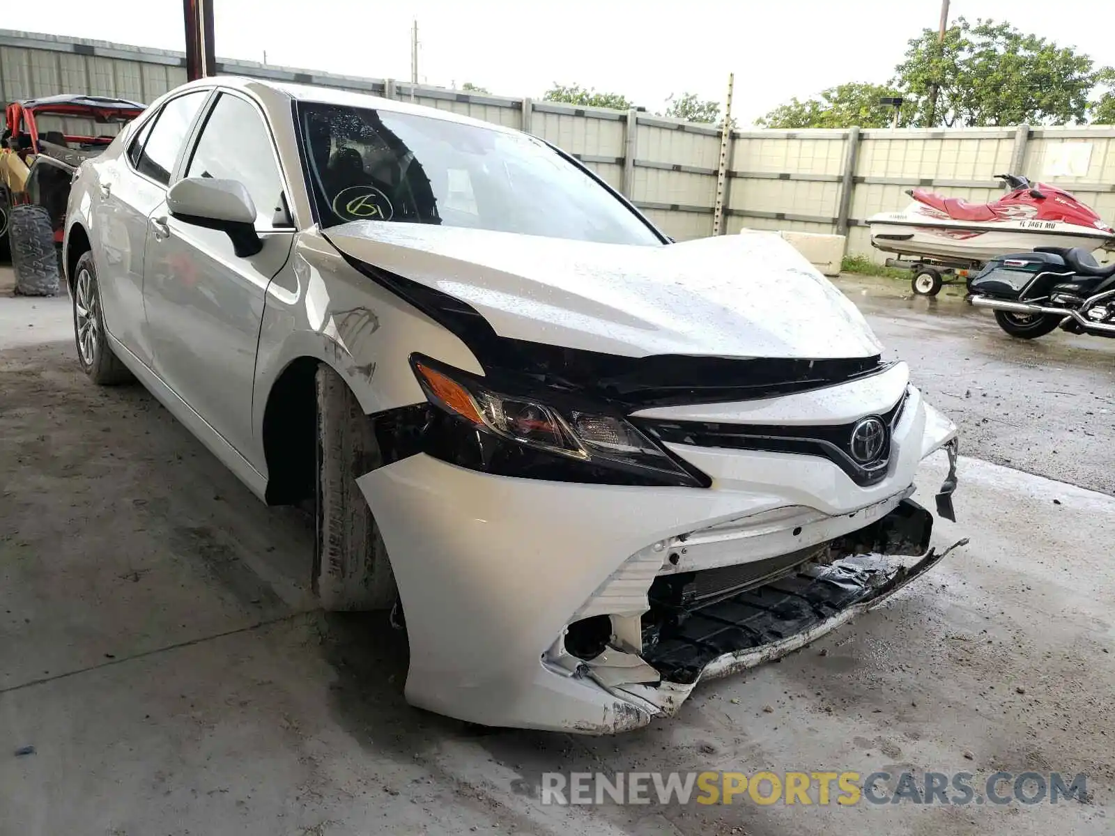 1 Photograph of a damaged car 4T1B11HK9KU726500 TOYOTA CAMRY 2019
