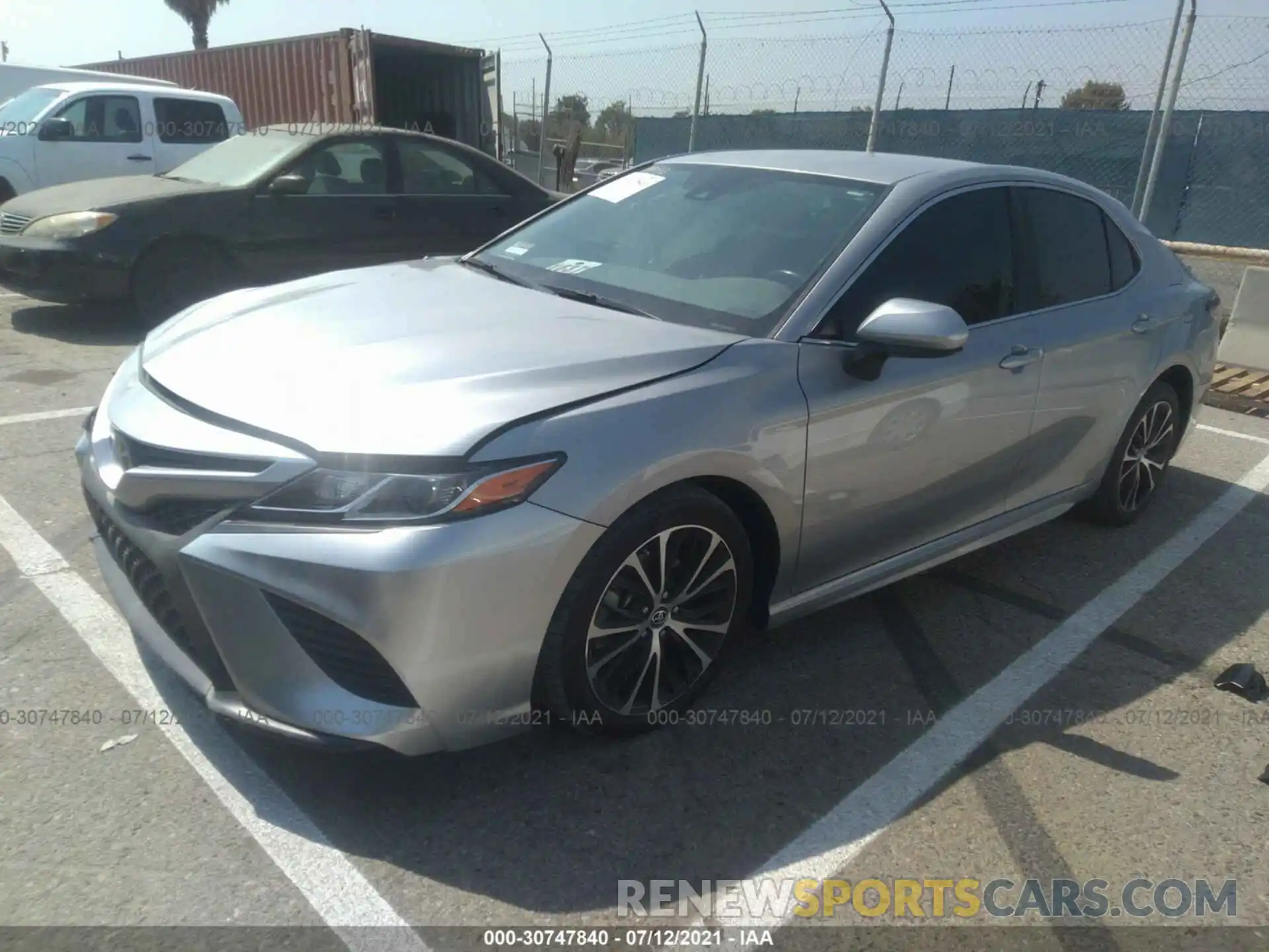 2 Photograph of a damaged car 4T1B11HK9KU726822 TOYOTA CAMRY 2019