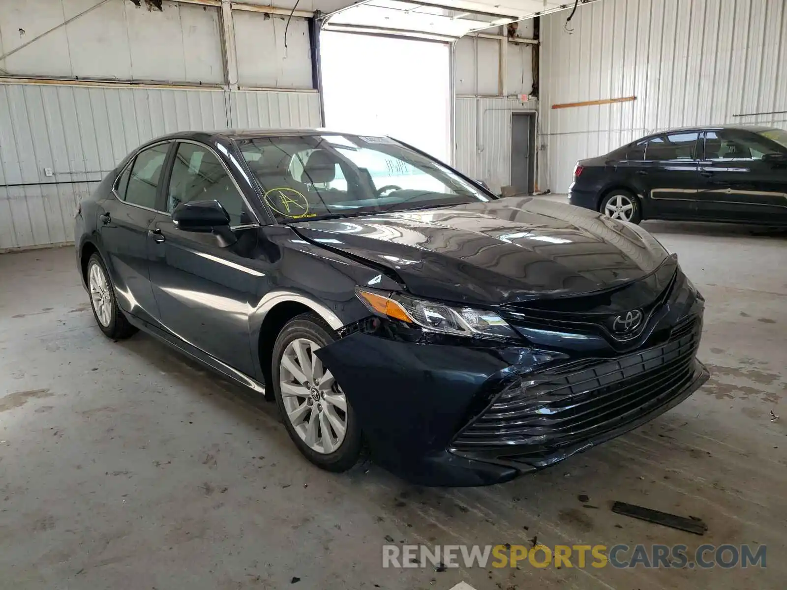 1 Photograph of a damaged car 4T1B11HK9KU727260 TOYOTA CAMRY 2019