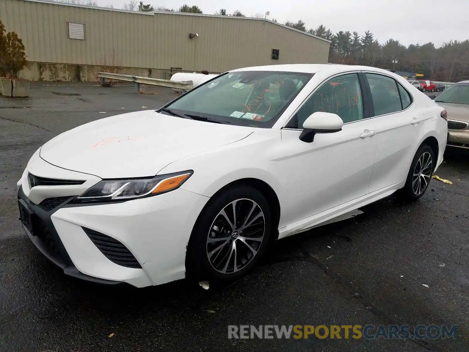 2 Photograph of a damaged car 4T1B11HK9KU728442 TOYOTA CAMRY 2019