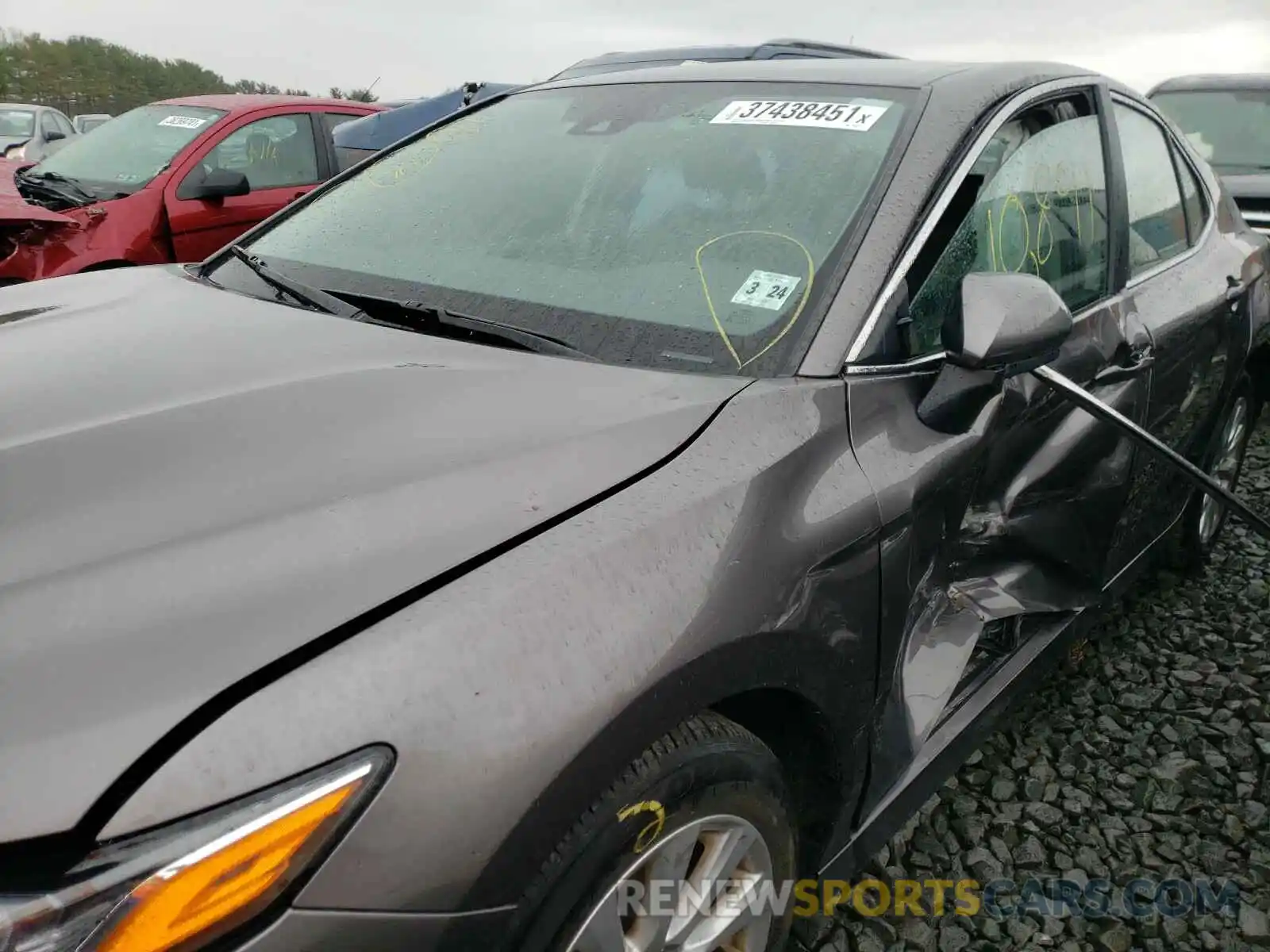 10 Photograph of a damaged car 4T1B11HK9KU728845 TOYOTA CAMRY 2019