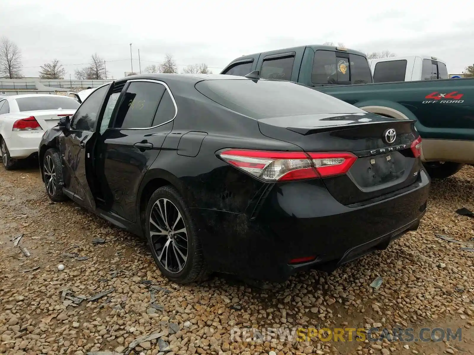 3 Photograph of a damaged car 4T1B11HK9KU728893 TOYOTA CAMRY 2019