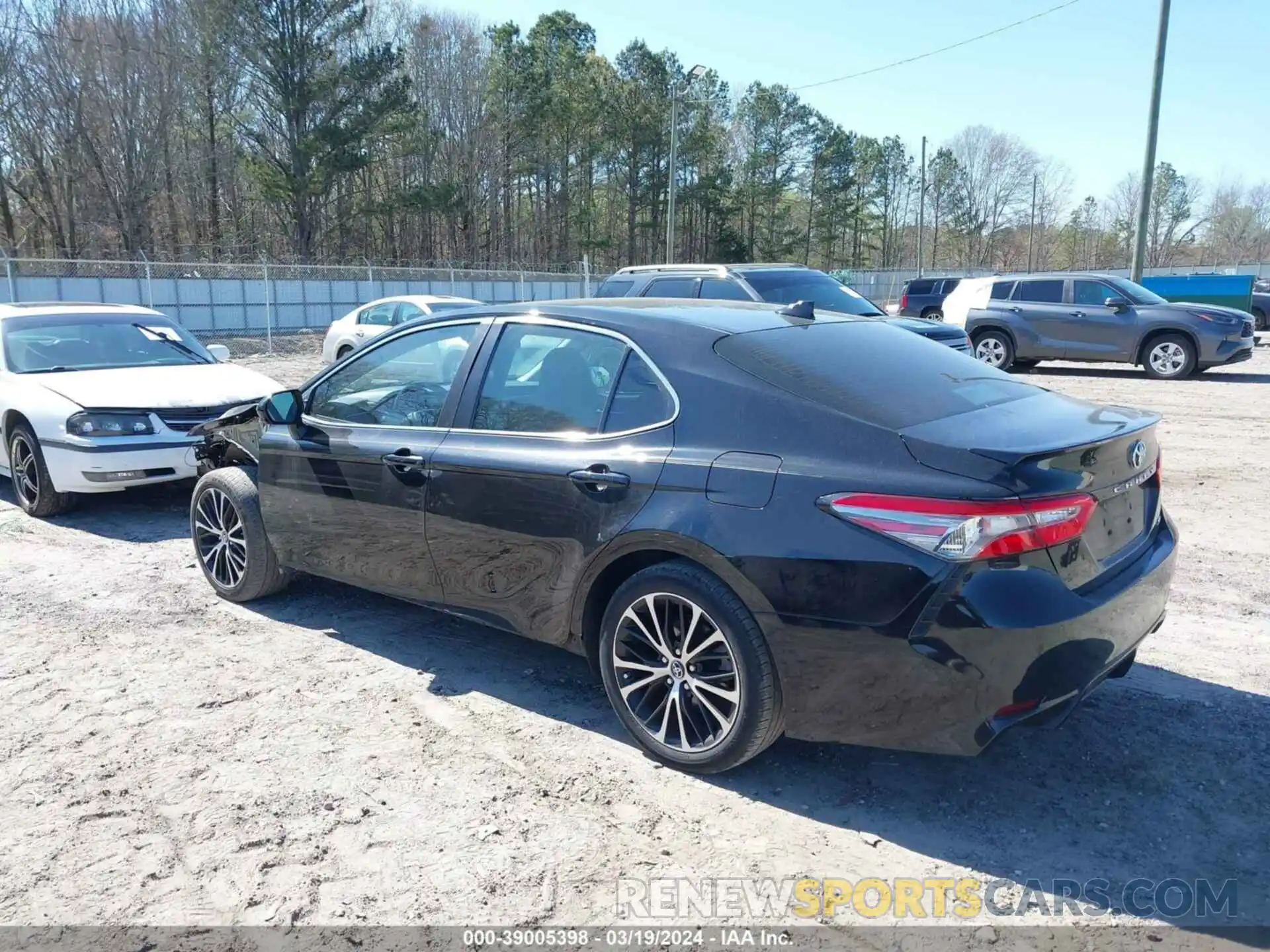 3 Photograph of a damaged car 4T1B11HK9KU730756 TOYOTA CAMRY 2019