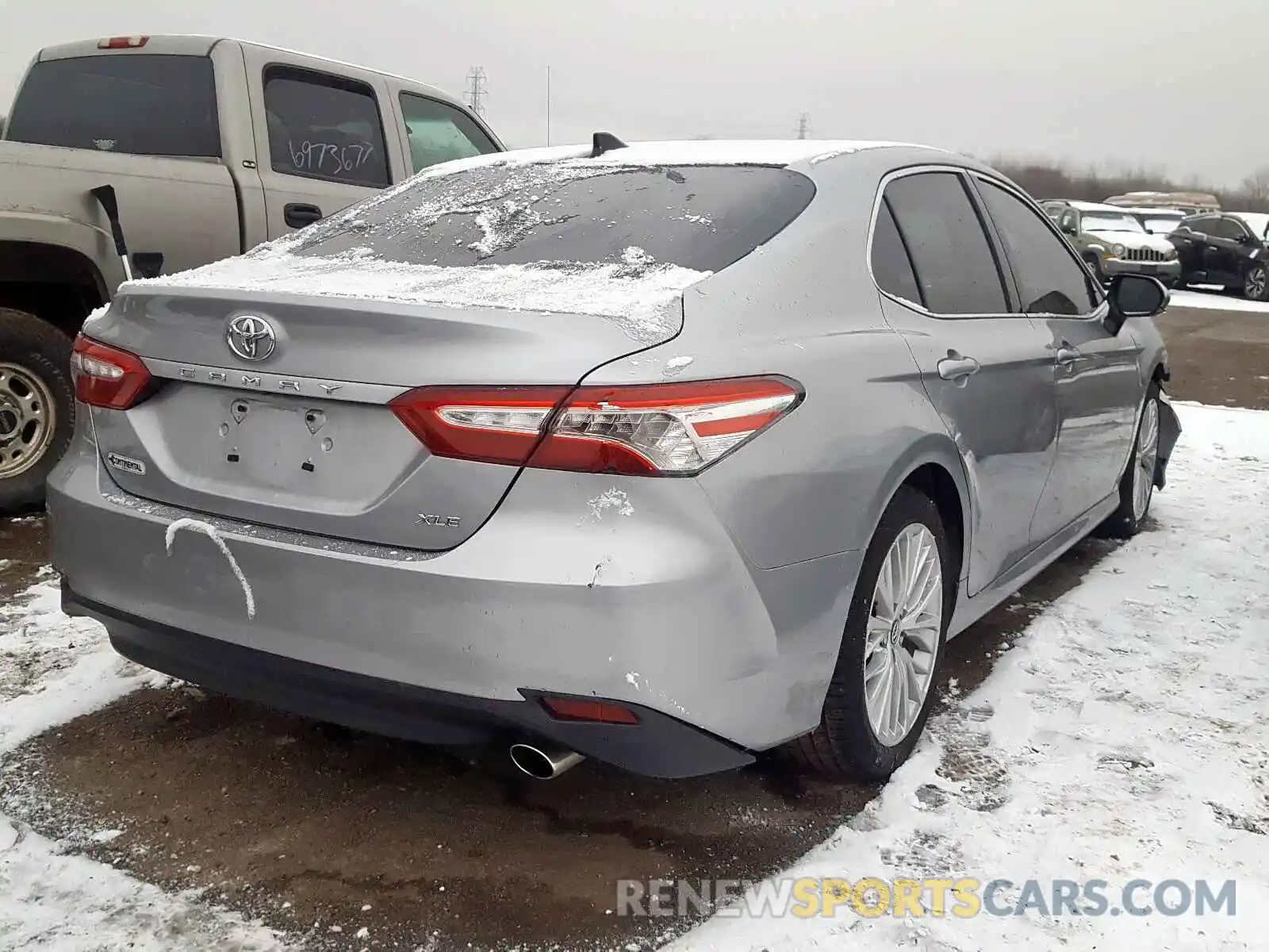 4 Photograph of a damaged car 4T1B11HK9KU732426 TOYOTA CAMRY 2019