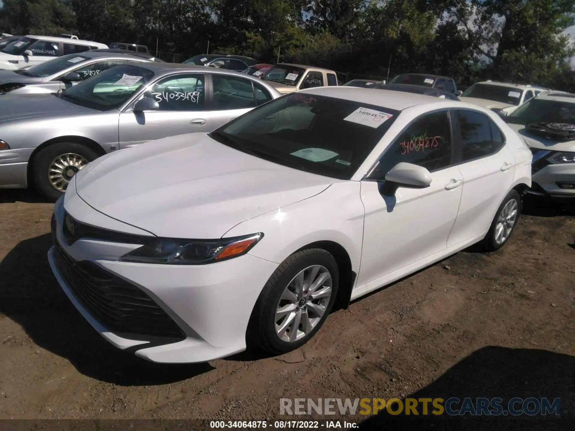 2 Photograph of a damaged car 4T1B11HK9KU732748 TOYOTA CAMRY 2019