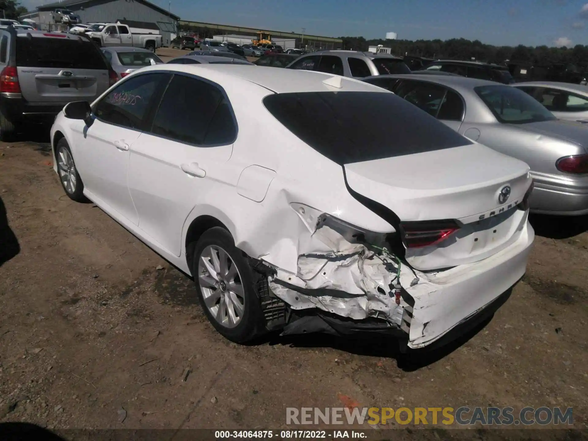 3 Photograph of a damaged car 4T1B11HK9KU732748 TOYOTA CAMRY 2019