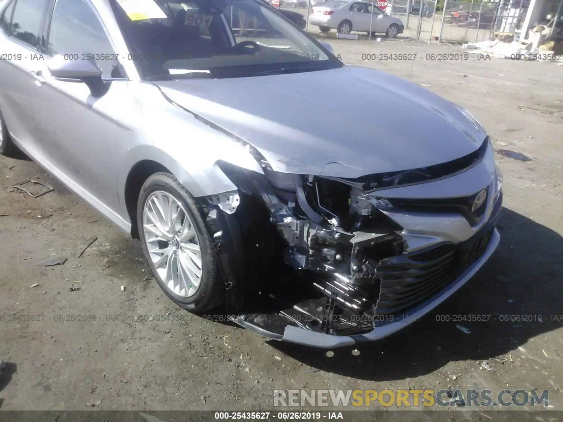 6 Photograph of a damaged car 4T1B11HK9KU733950 TOYOTA CAMRY 2019