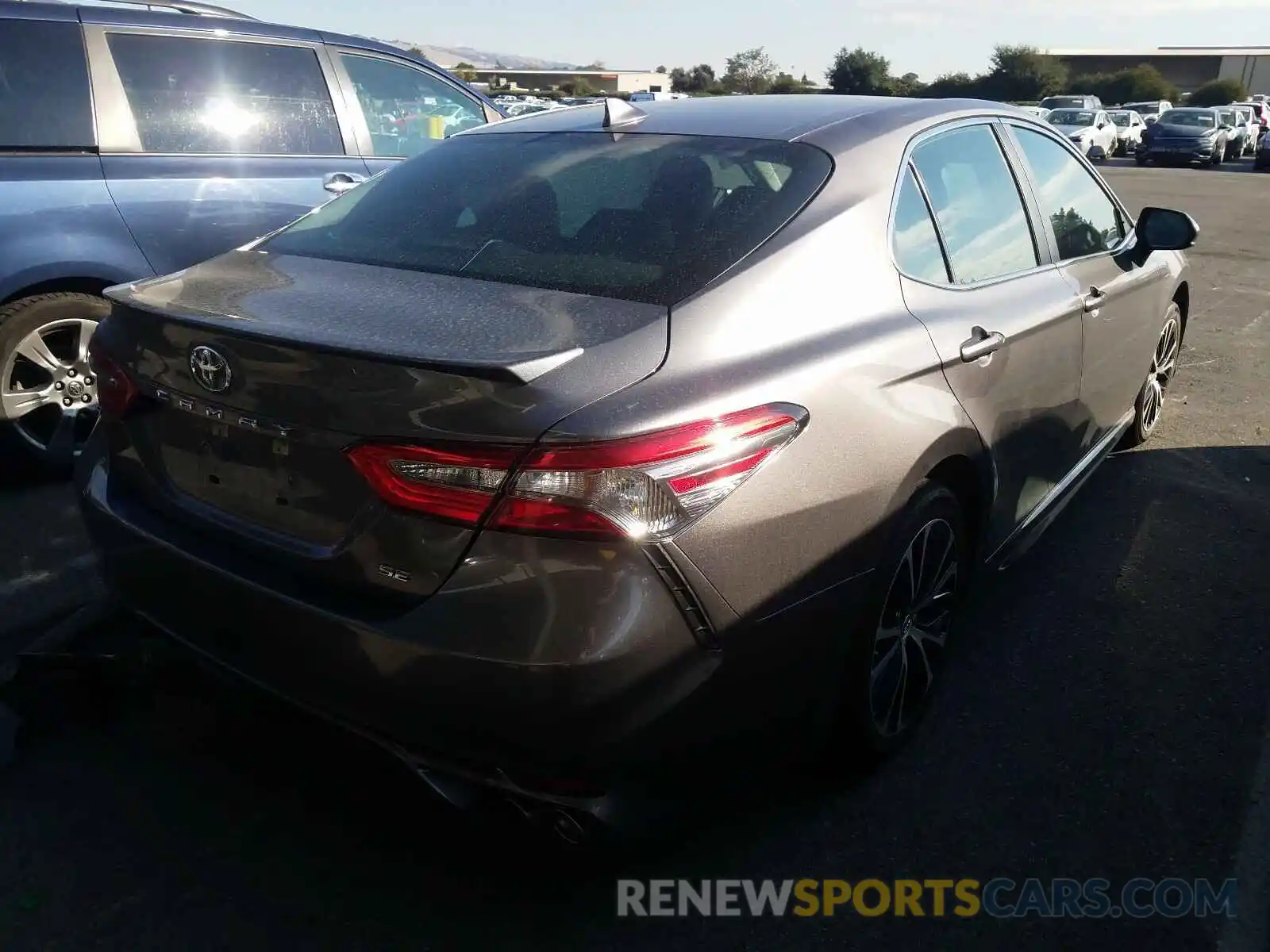 4 Photograph of a damaged car 4T1B11HK9KU734273 TOYOTA CAMRY 2019