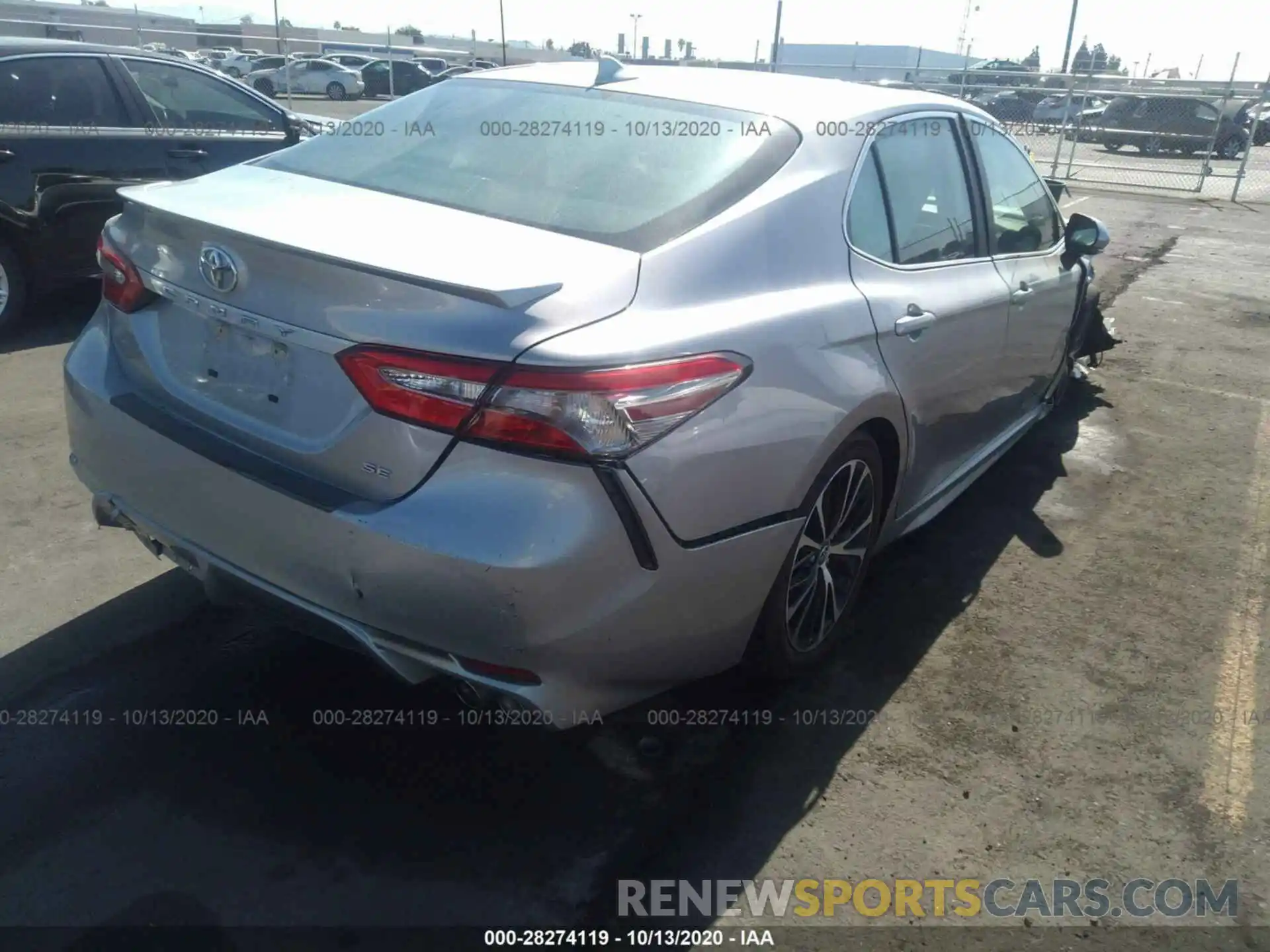 4 Фотография поврежденного автомобиля 4T1B11HK9KU735939 TOYOTA CAMRY 2019