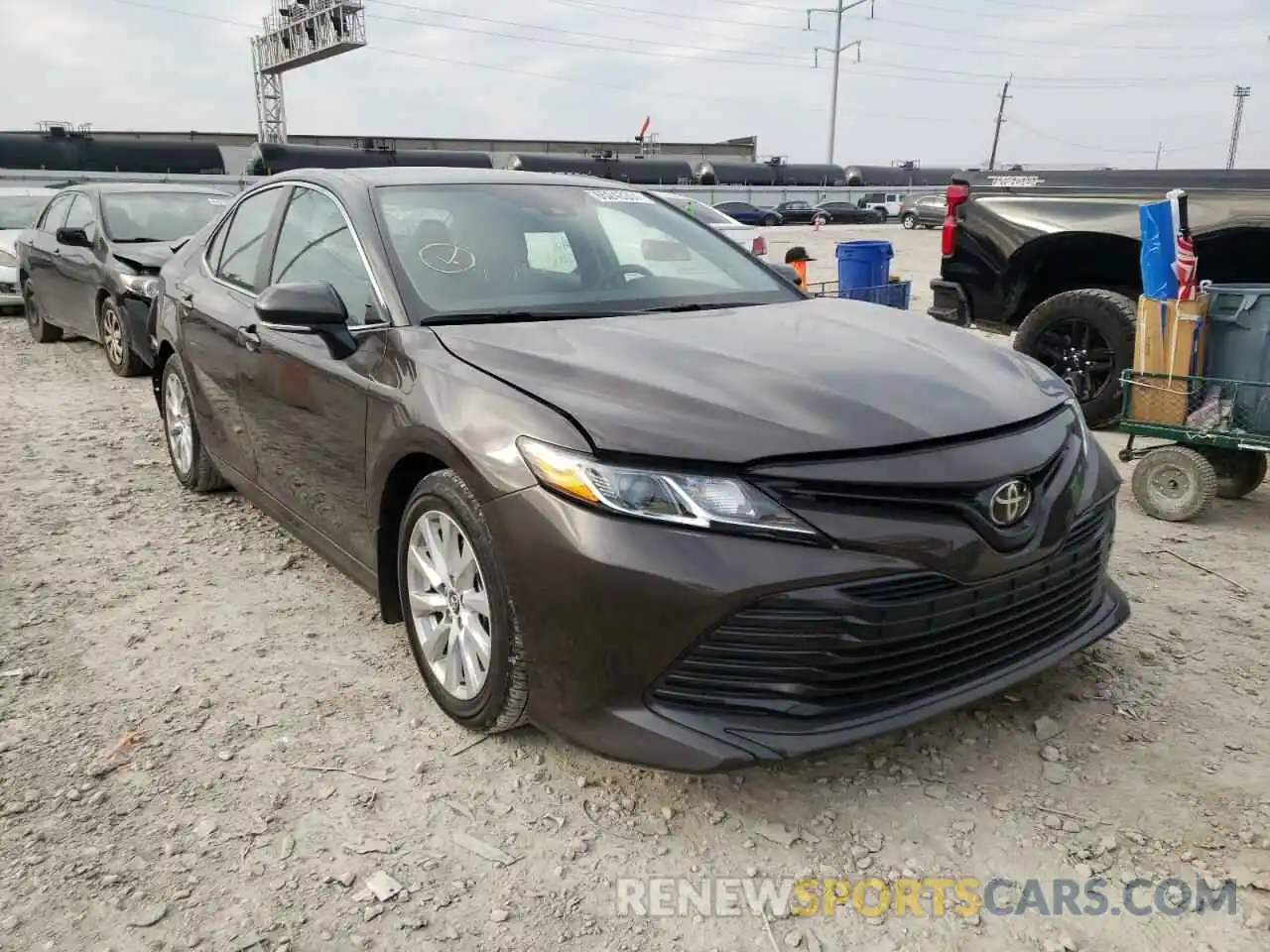 1 Photograph of a damaged car 4T1B11HK9KU737724 TOYOTA CAMRY 2019