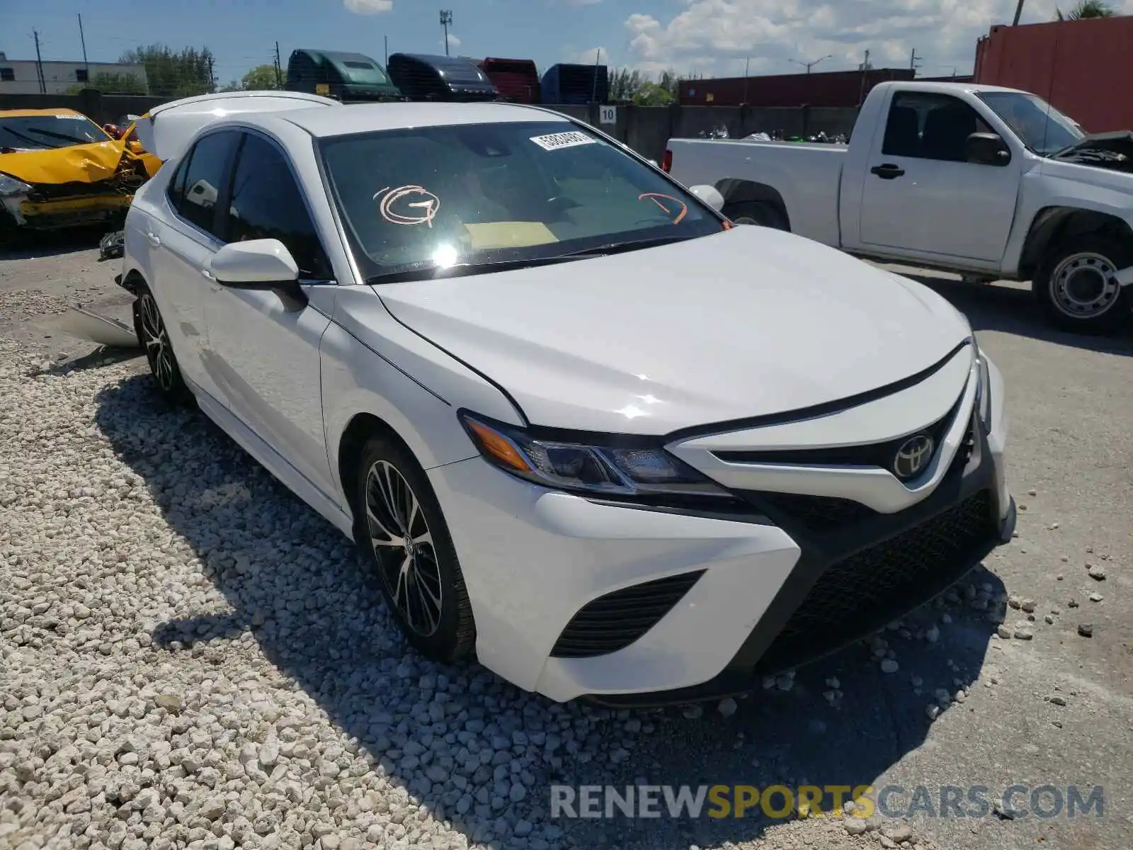 1 Photograph of a damaged car 4T1B11HK9KU739392 TOYOTA CAMRY 2019