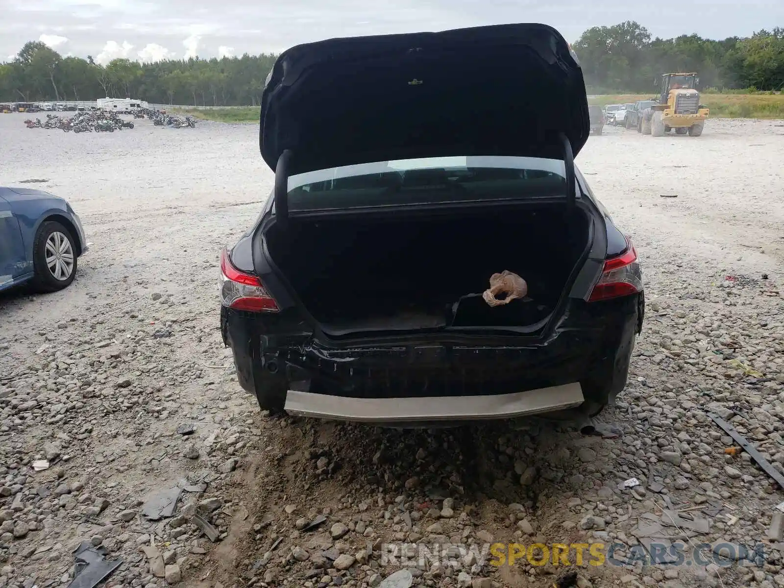 9 Photograph of a damaged car 4T1B11HK9KU739649 TOYOTA CAMRY 2019