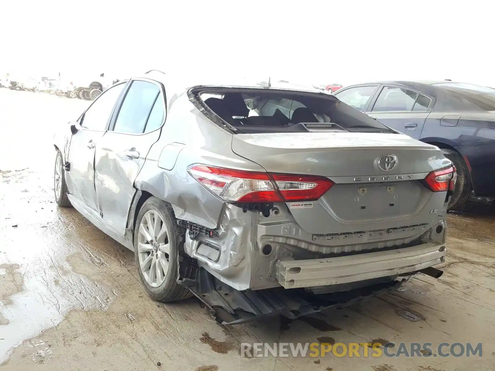 3 Photograph of a damaged car 4T1B11HK9KU741028 TOYOTA CAMRY 2019