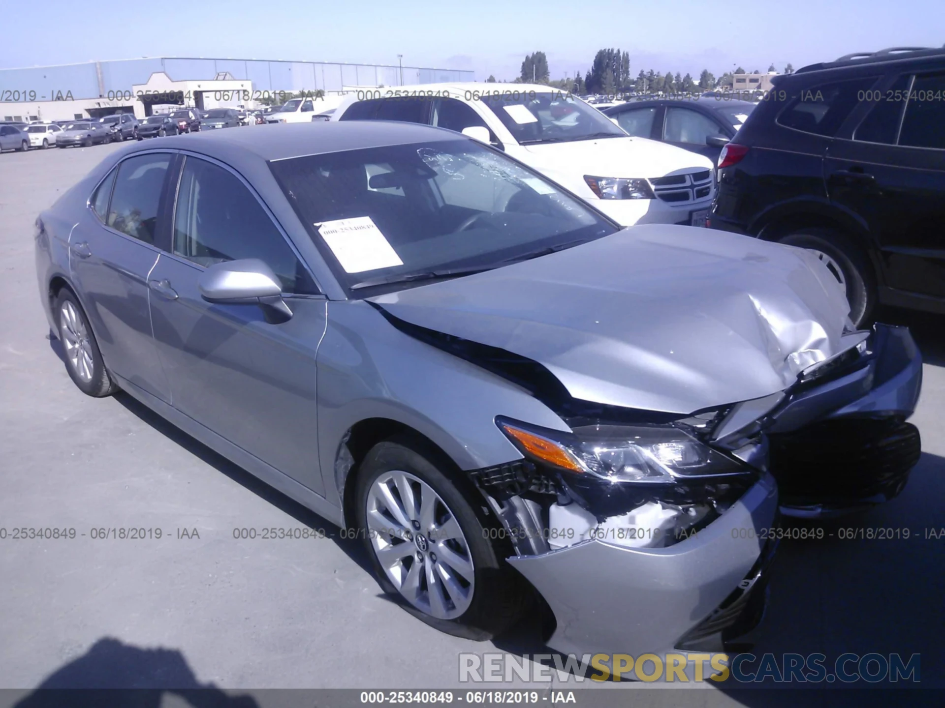 1 Photograph of a damaged car 4T1B11HK9KU741191 TOYOTA CAMRY 2019