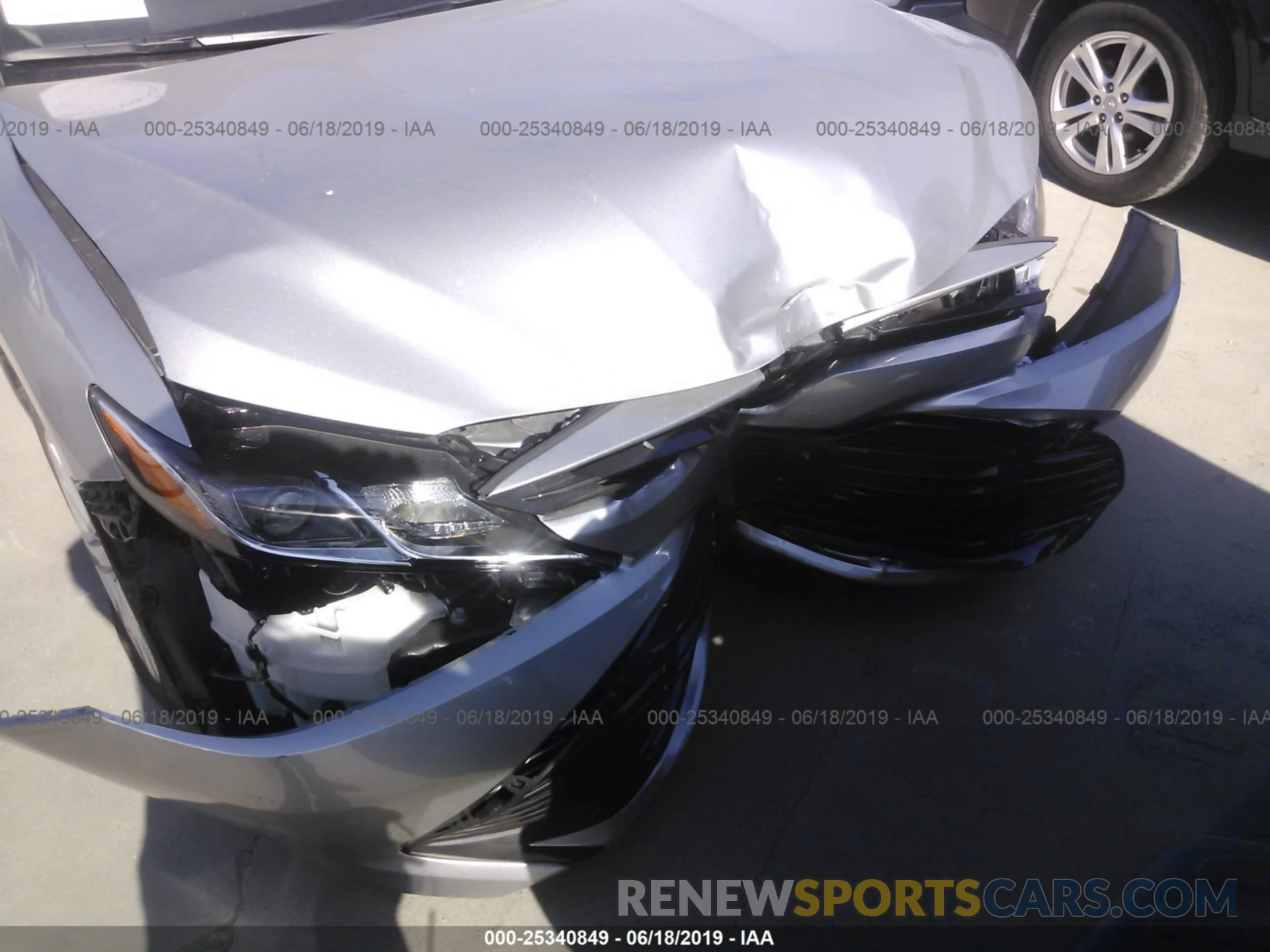 6 Photograph of a damaged car 4T1B11HK9KU741191 TOYOTA CAMRY 2019