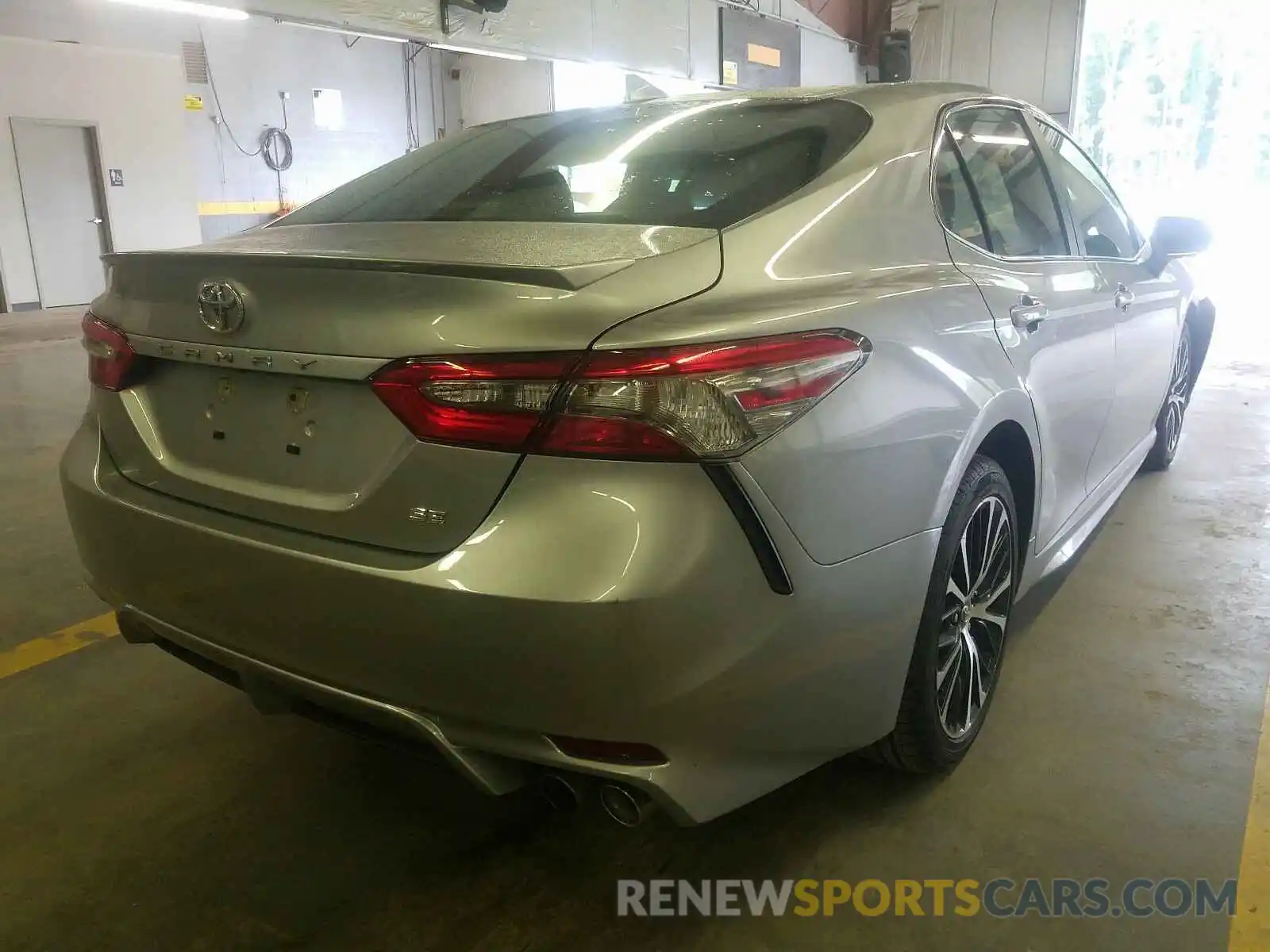 4 Photograph of a damaged car 4T1B11HK9KU741210 TOYOTA CAMRY 2019