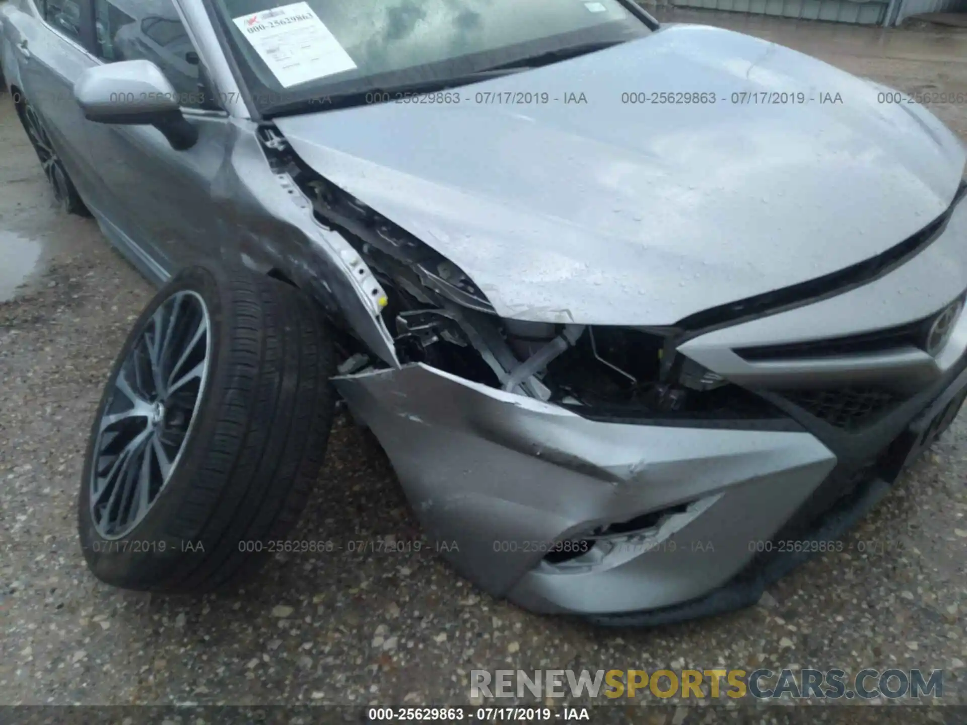 6 Photograph of a damaged car 4T1B11HK9KU742597 TOYOTA CAMRY 2019