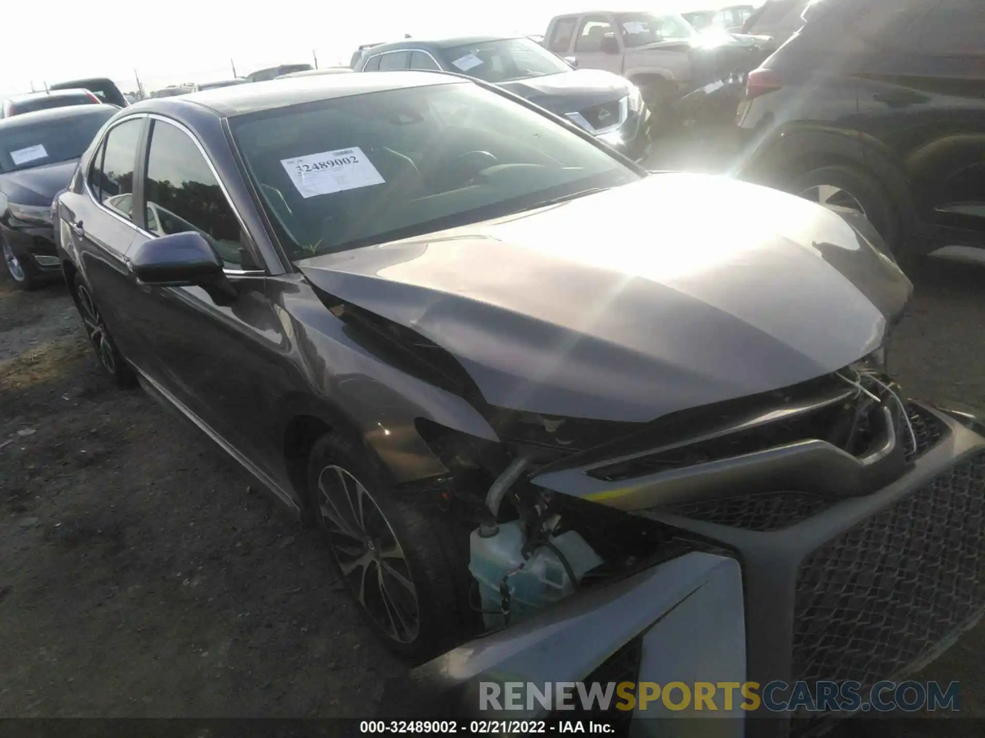 1 Photograph of a damaged car 4T1B11HK9KU743121 TOYOTA CAMRY 2019