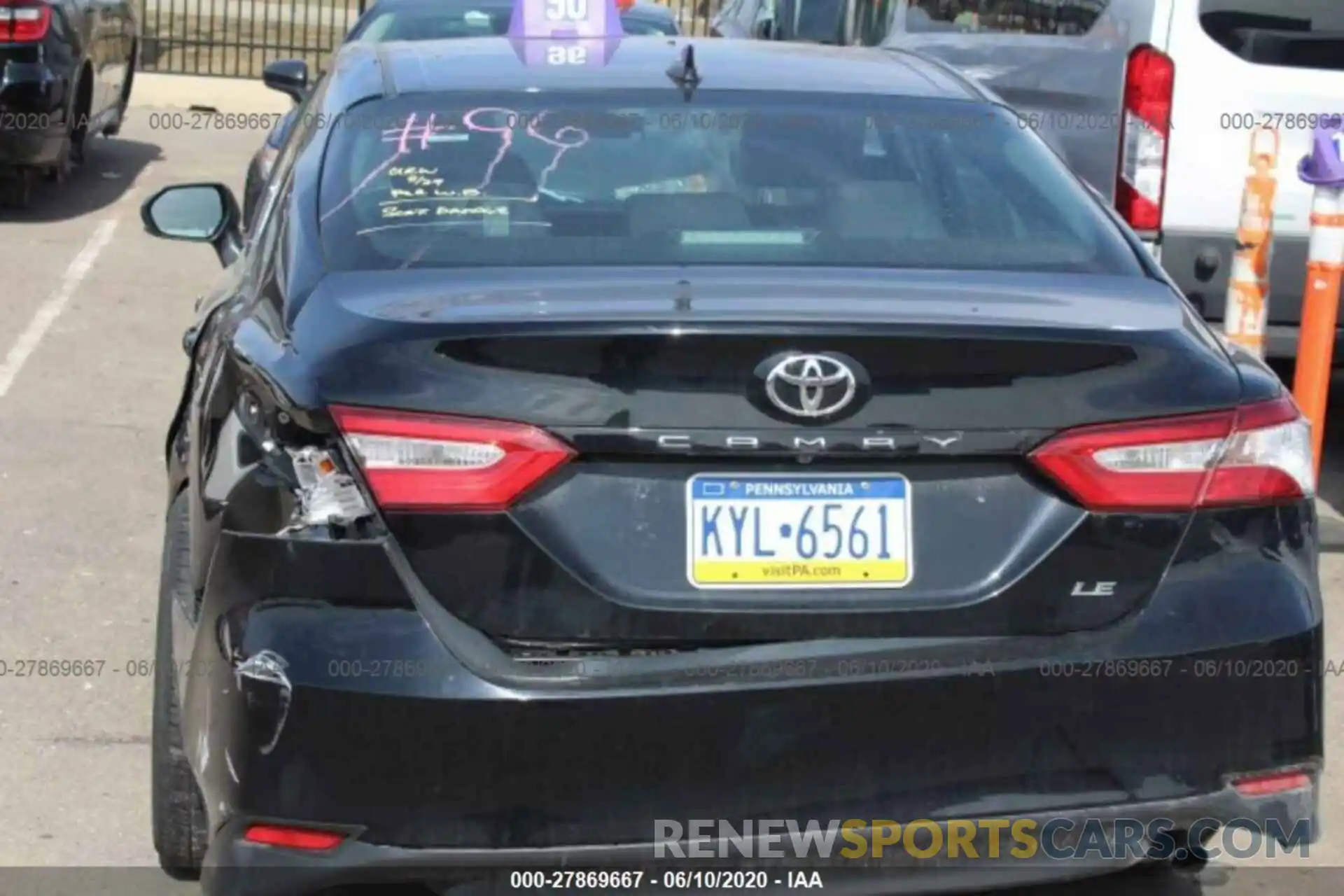 13 Photograph of a damaged car 4T1B11HK9KU744351 TOYOTA CAMRY 2019