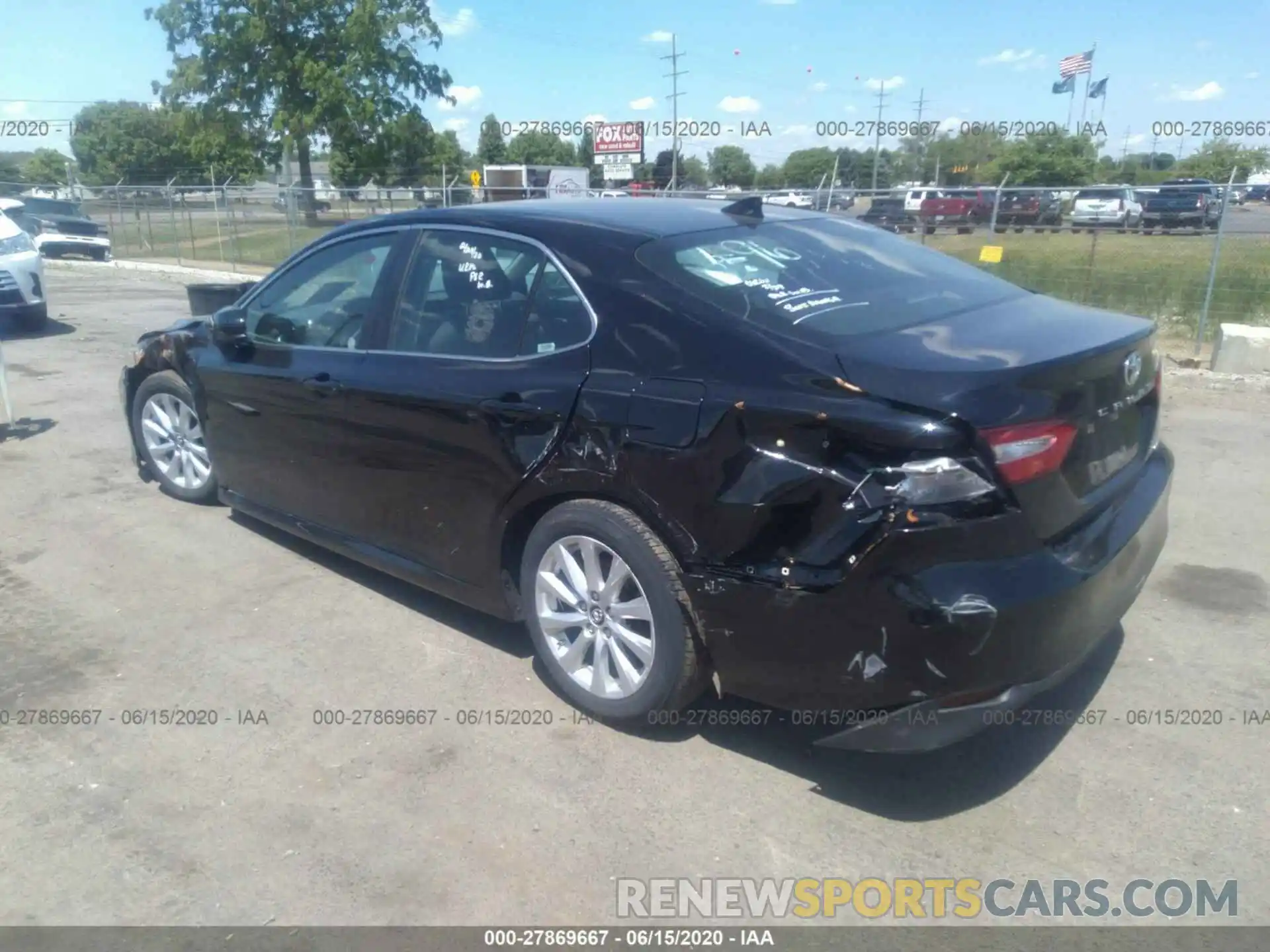 3 Photograph of a damaged car 4T1B11HK9KU744351 TOYOTA CAMRY 2019