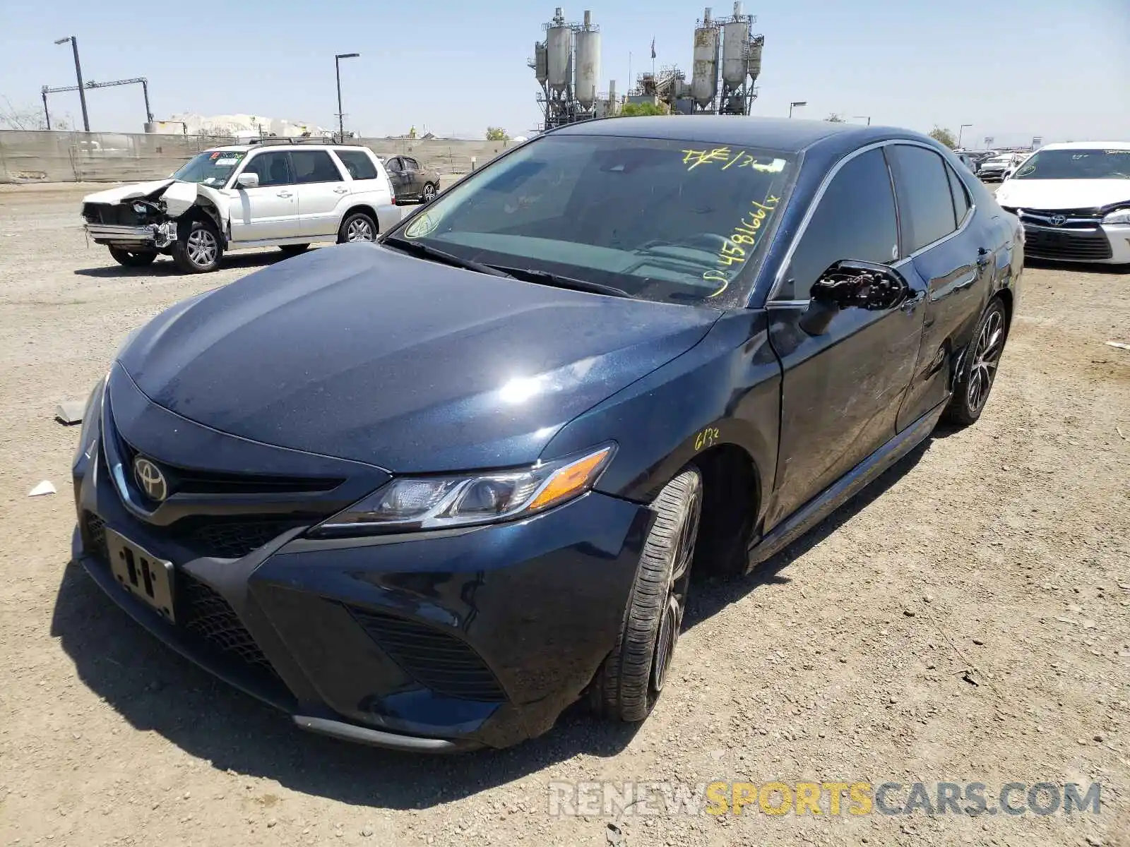 2 Photograph of a damaged car 4T1B11HK9KU744463 TOYOTA CAMRY 2019