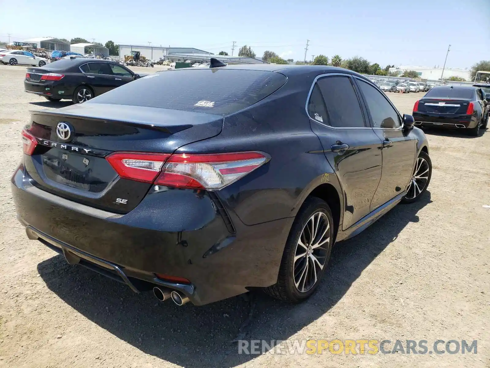 4 Photograph of a damaged car 4T1B11HK9KU744463 TOYOTA CAMRY 2019