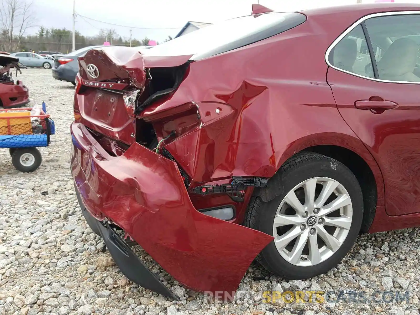 9 Photograph of a damaged car 4T1B11HK9KU744737 TOYOTA CAMRY 2019