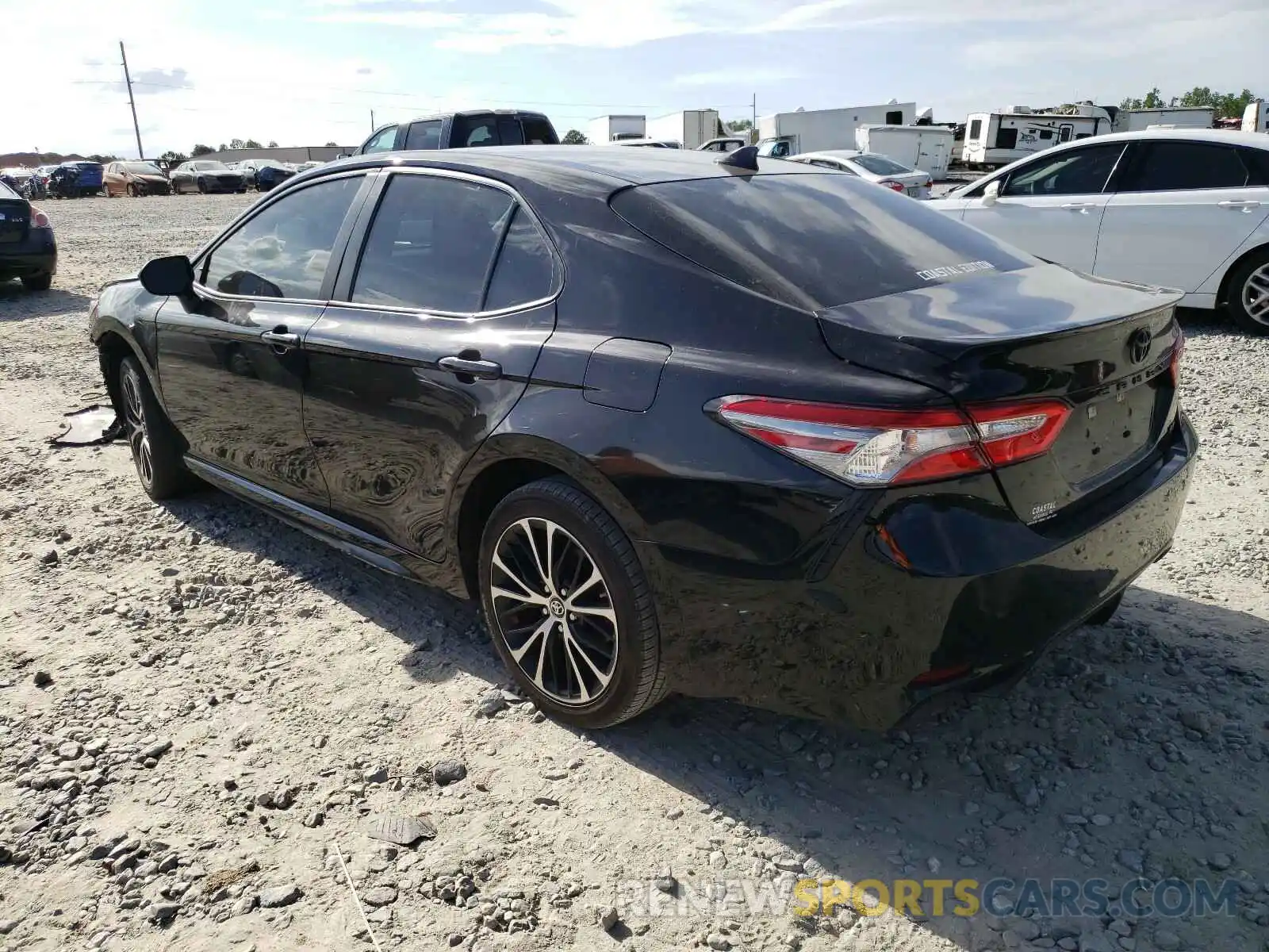 3 Photograph of a damaged car 4T1B11HK9KU745144 TOYOTA CAMRY 2019