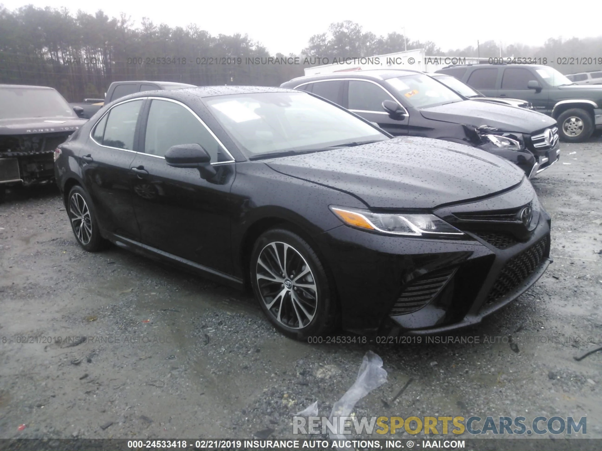 1 Photograph of a damaged car 4T1B11HK9KU745225 TOYOTA CAMRY 2019