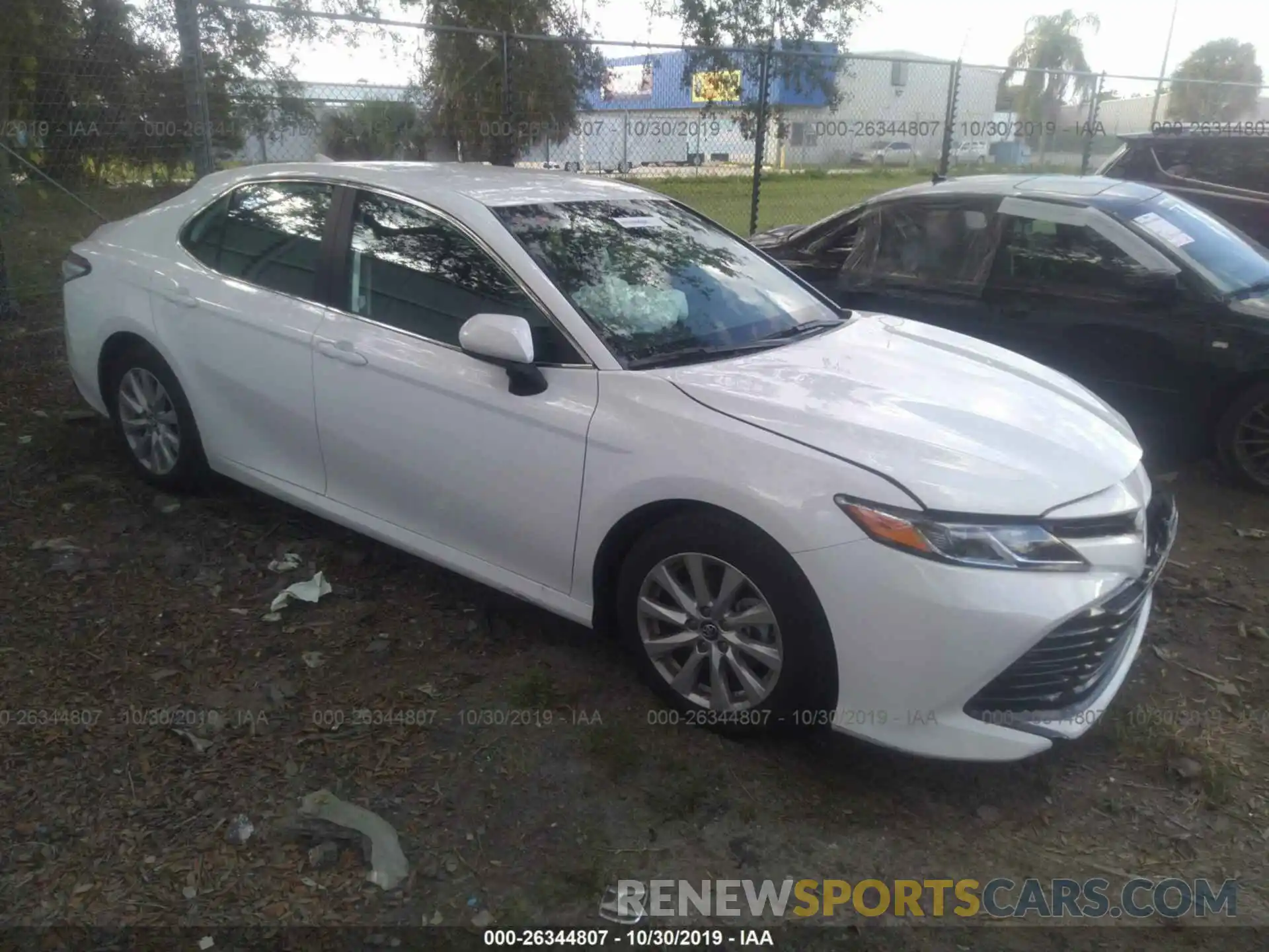 1 Photograph of a damaged car 4T1B11HK9KU745323 TOYOTA CAMRY 2019