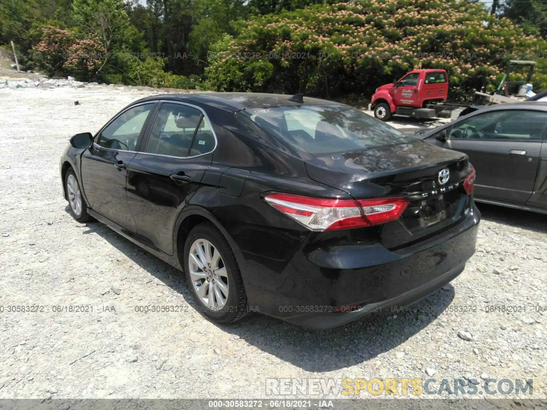 6 Photograph of a damaged car 4T1B11HK9KU745841 TOYOTA CAMRY 2019